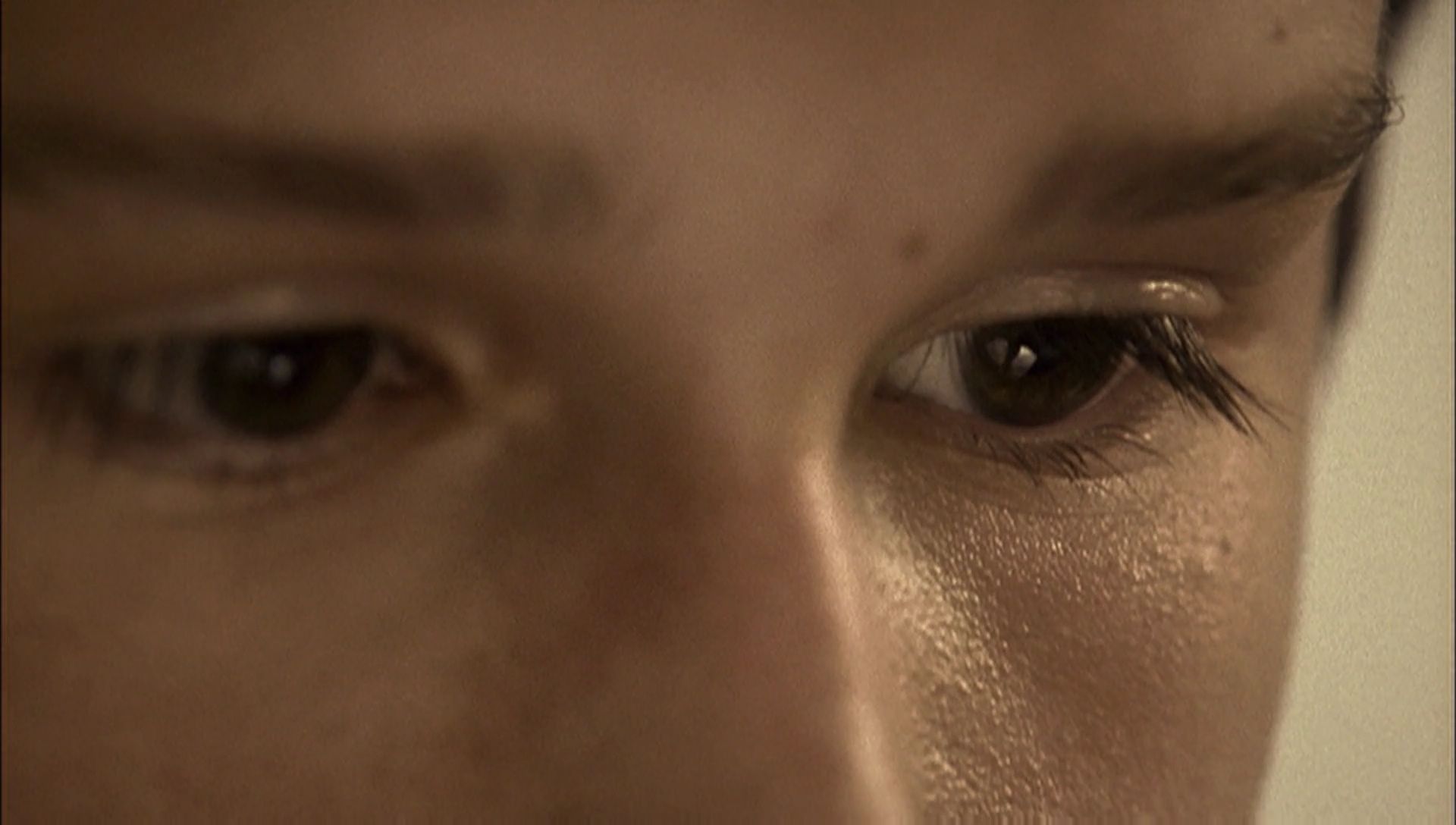 ariane179254_Enterprise_1x01-1x02_BrokenBow_0052.jpg