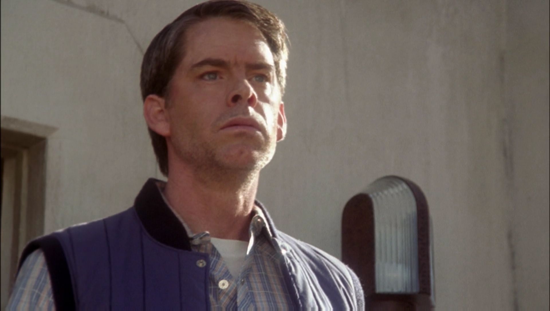 ariane179254_Enterprise_1x01-1x02_BrokenBow_0089.jpg