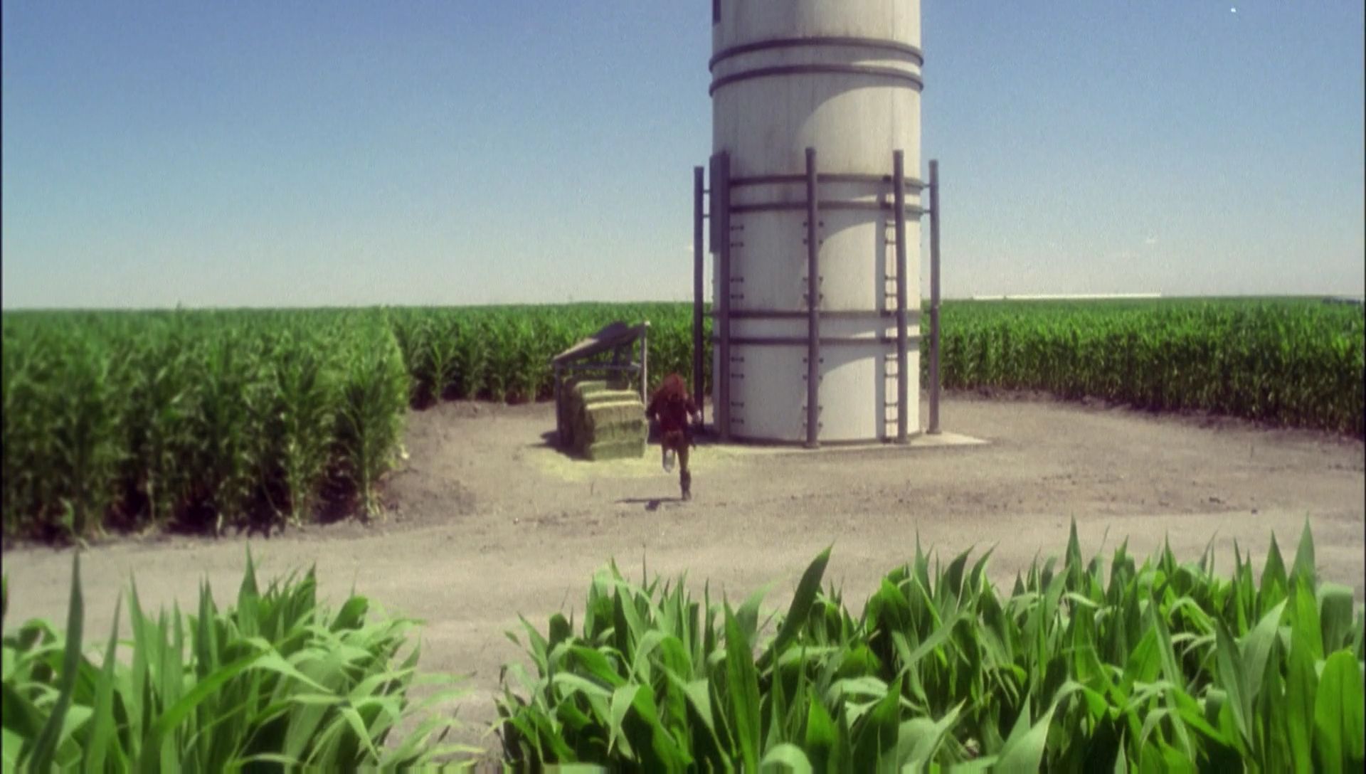 ariane179254_Enterprise_1x01-1x02_BrokenBow_0098.jpg