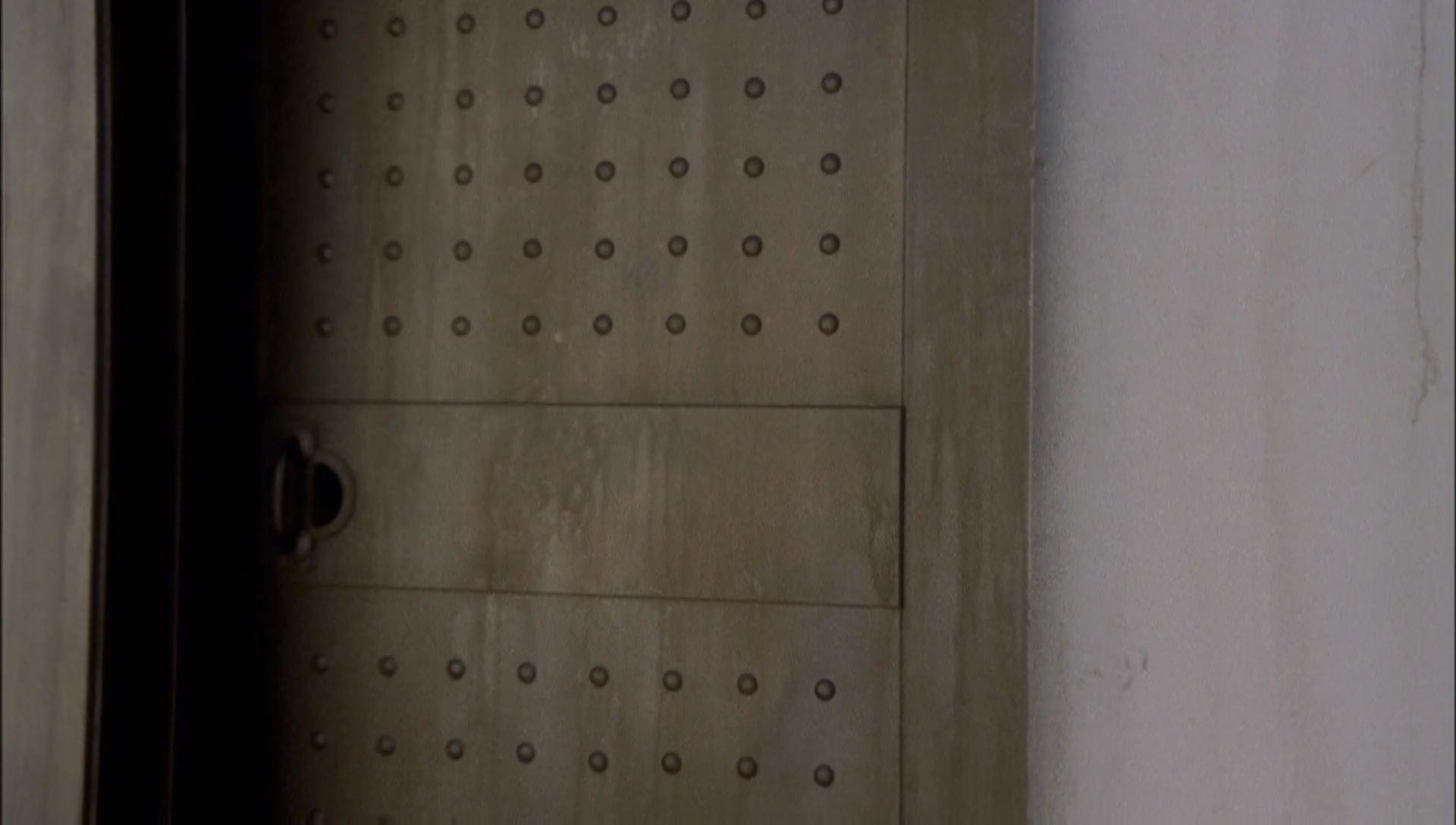 ariane179254_Enterprise_1x01-1x02_BrokenBow_0106.jpg