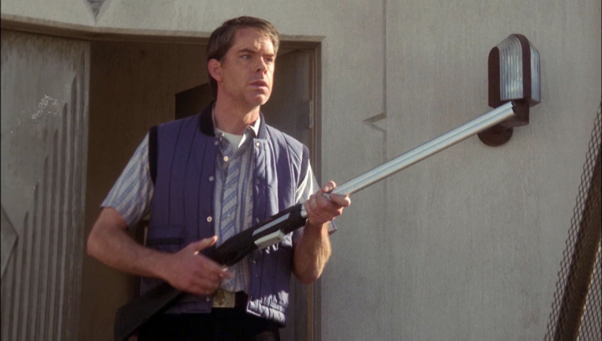 ariane179254_Enterprise_1x01-1x02_BrokenBow_0111.jpg