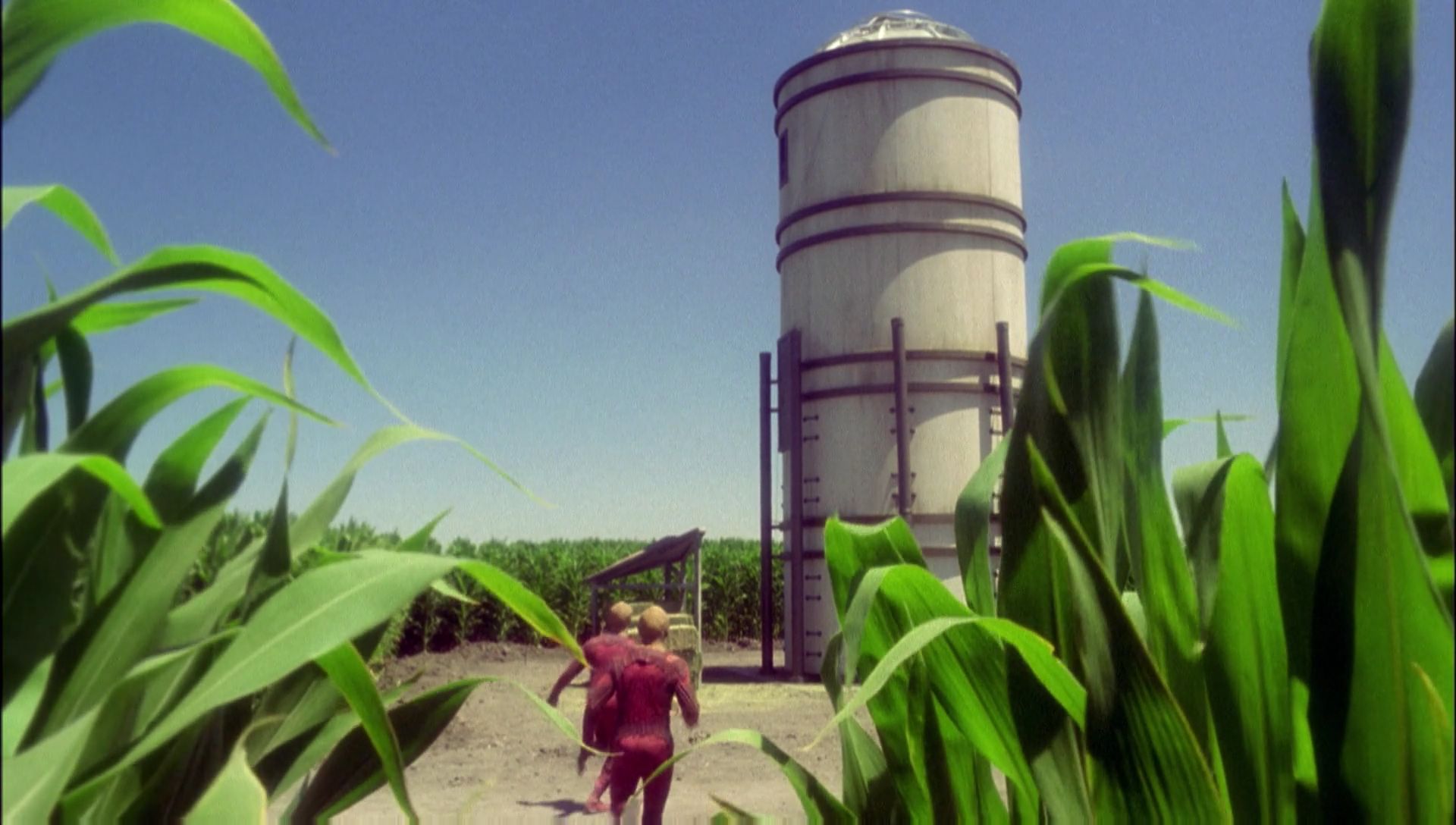 ariane179254_Enterprise_1x01-1x02_BrokenBow_0117.jpg
