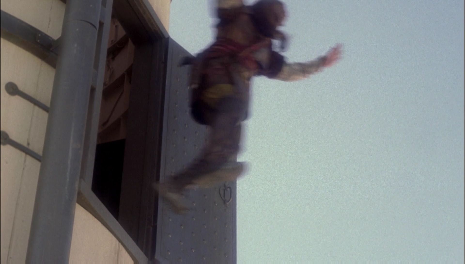 ariane179254_Enterprise_1x01-1x02_BrokenBow_0143.jpg