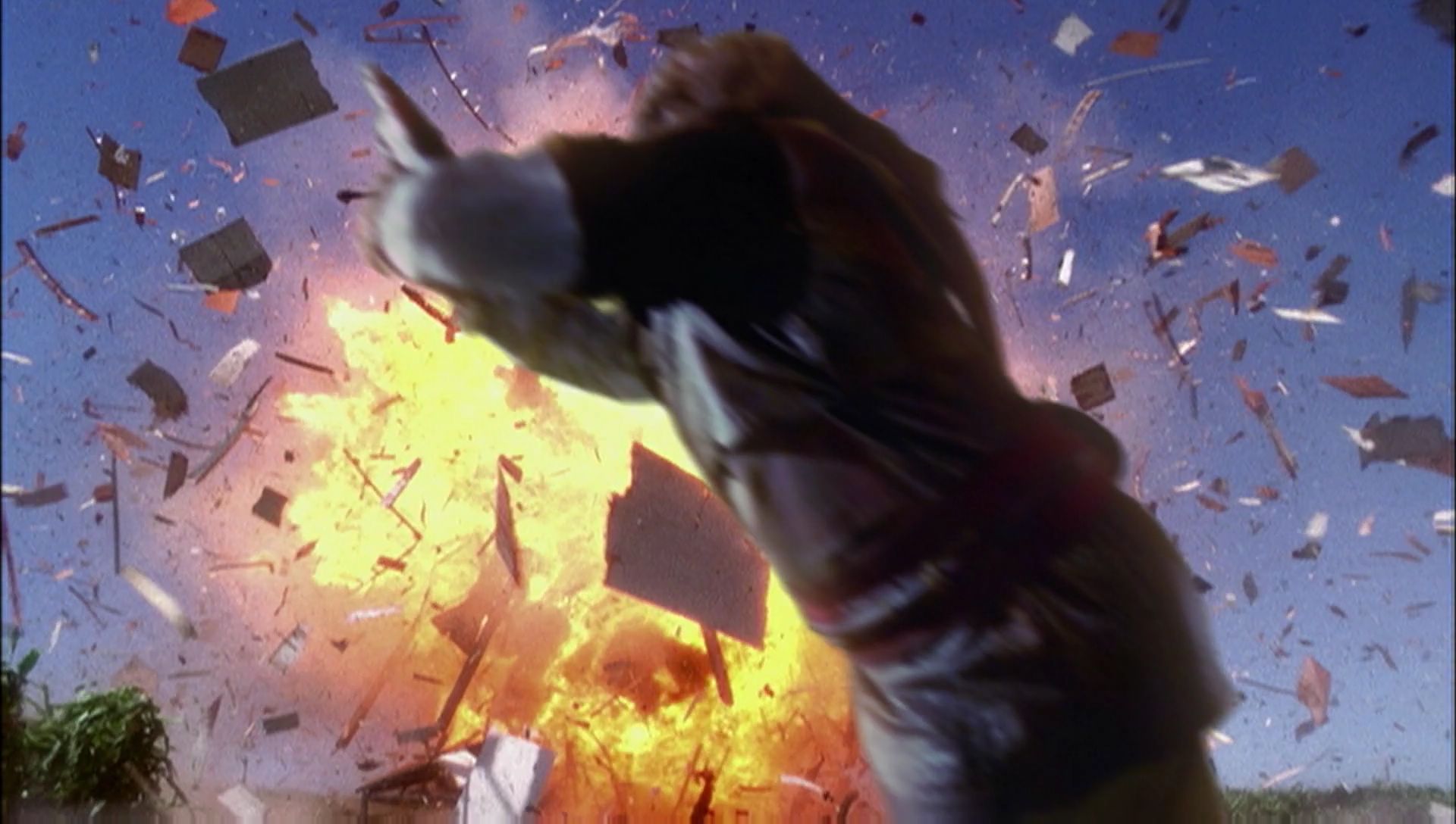 ariane179254_Enterprise_1x01-1x02_BrokenBow_0157.jpg