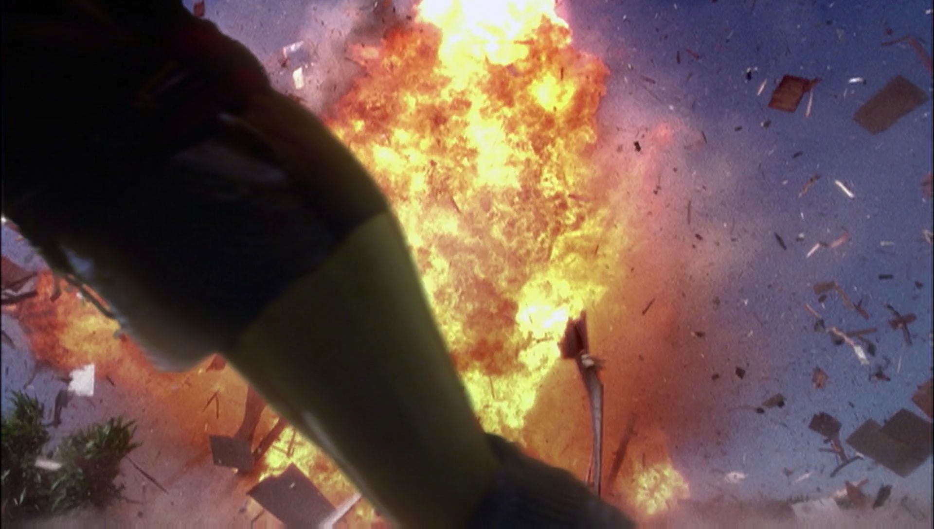 ariane179254_Enterprise_1x01-1x02_BrokenBow_0159.jpg