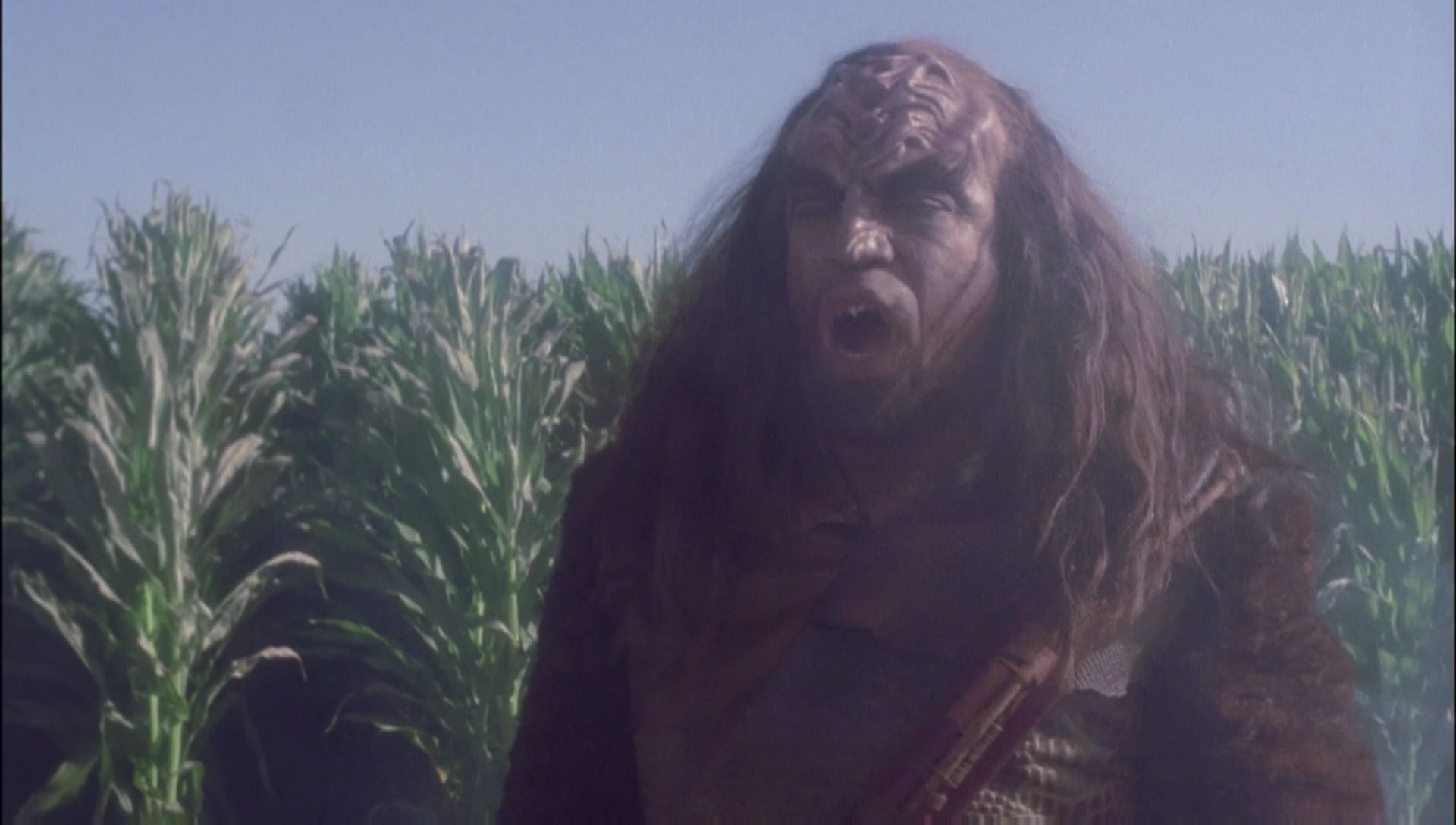 ariane179254_Enterprise_1x01-1x02_BrokenBow_0179.jpg