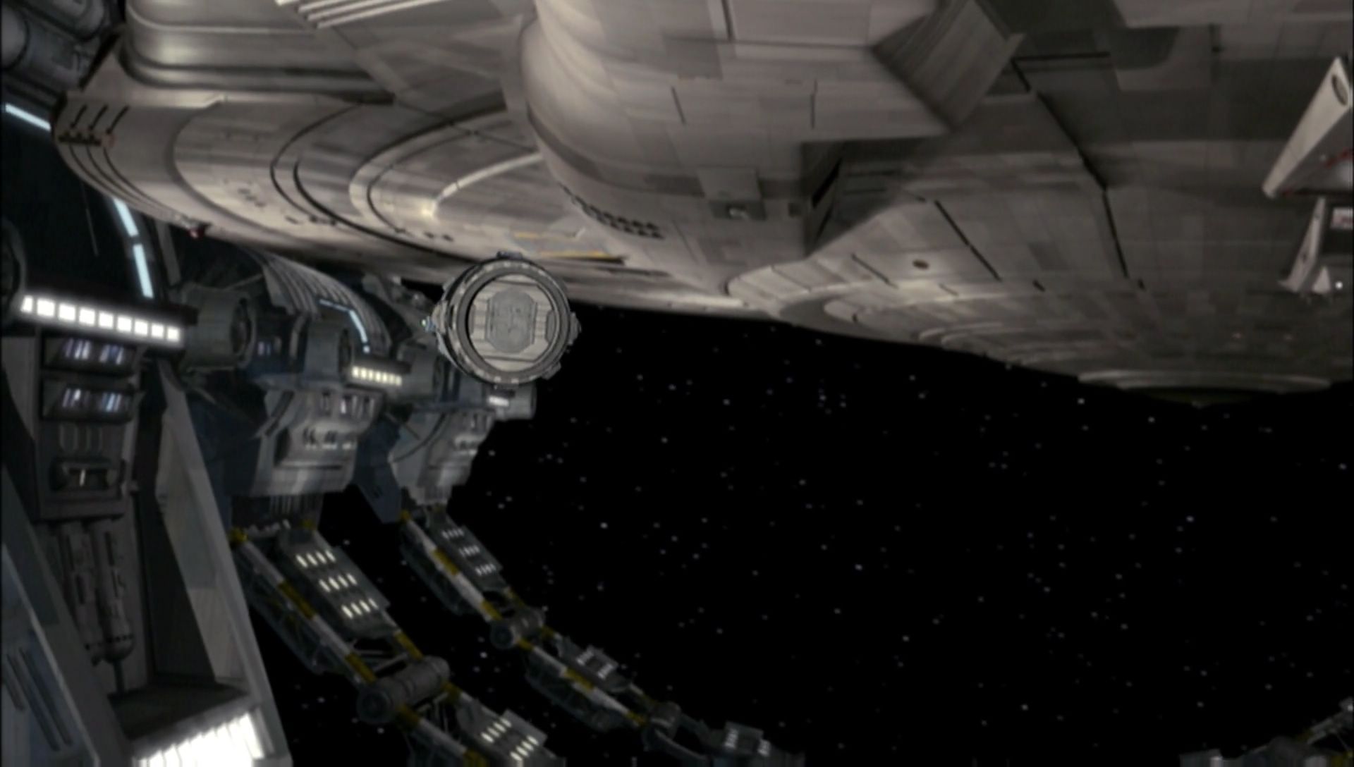 ariane179254_Enterprise_1x01-1x02_BrokenBow_0325.jpg