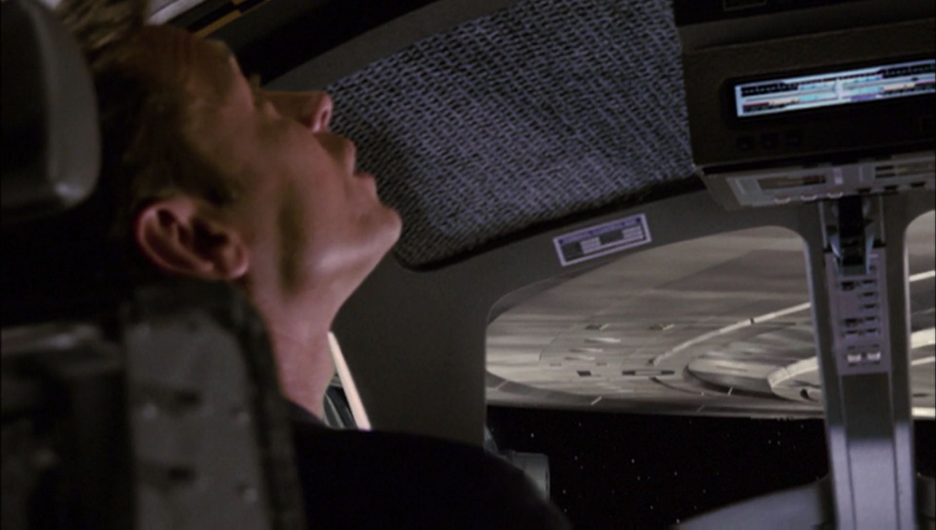 ariane179254_Enterprise_1x01-1x02_BrokenBow_0330.jpg