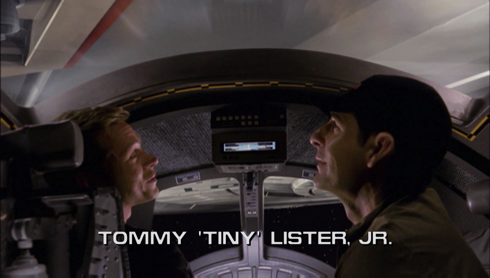 ariane179254_Enterprise_1x01-1x02_BrokenBow_0340.jpg