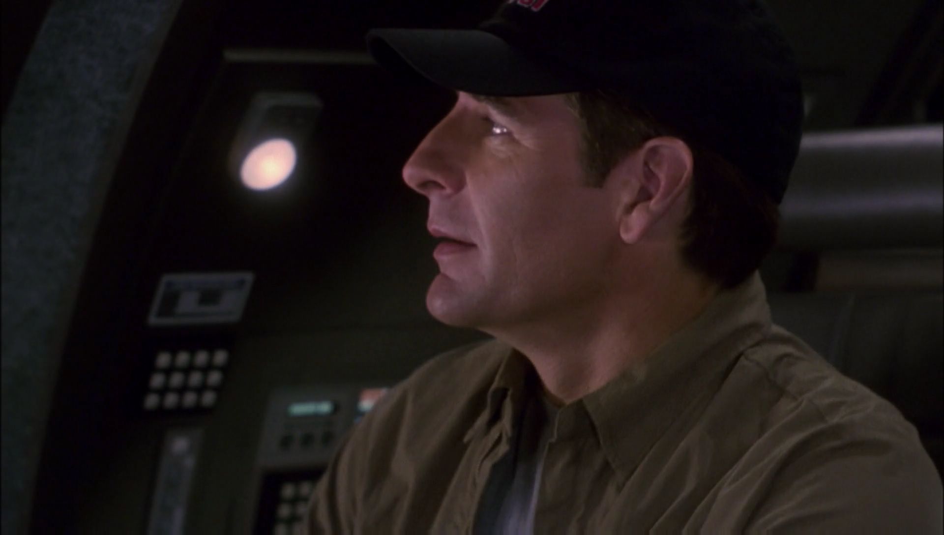 ariane179254_Enterprise_1x01-1x02_BrokenBow_0344.jpg