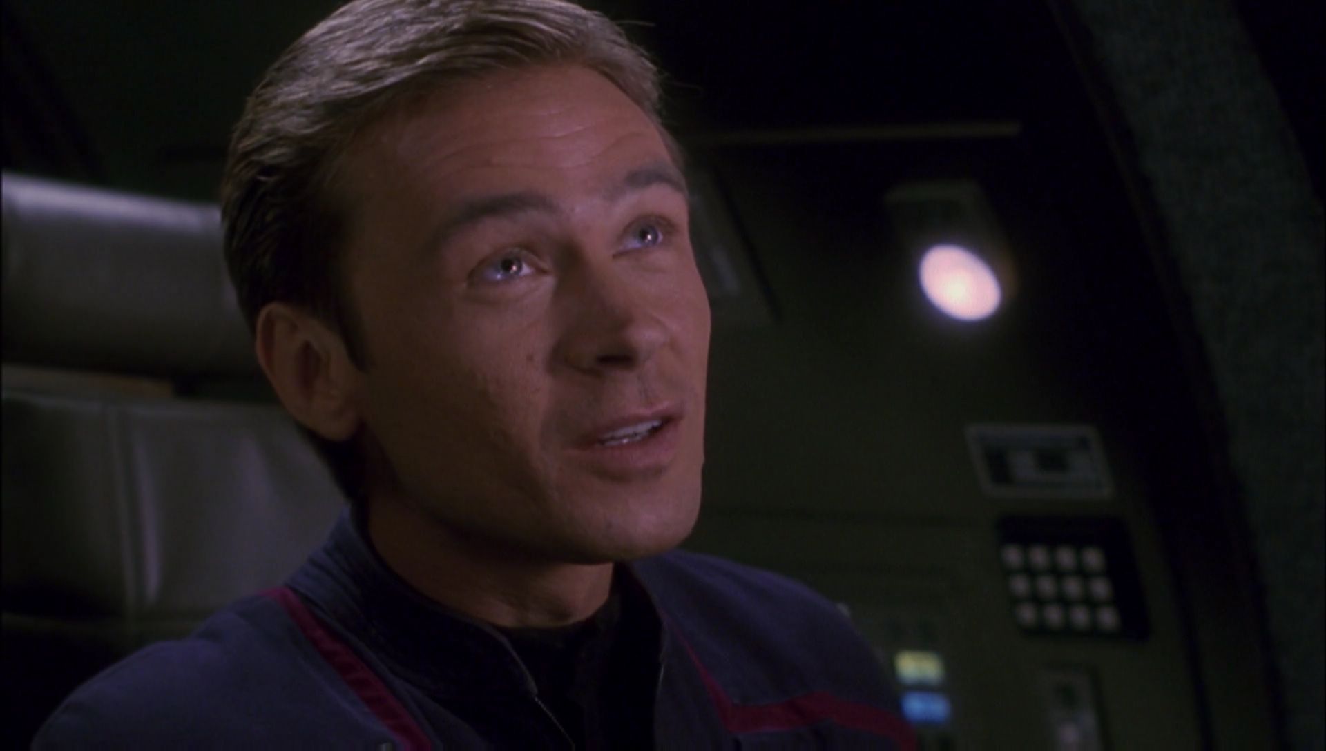 ariane179254_Enterprise_1x01-1x02_BrokenBow_0351.jpg
