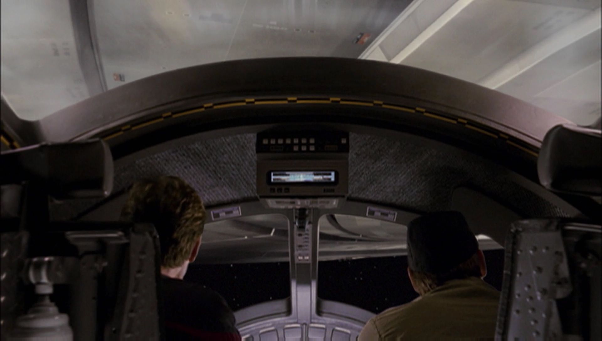 ariane179254_Enterprise_1x01-1x02_BrokenBow_0359.jpg