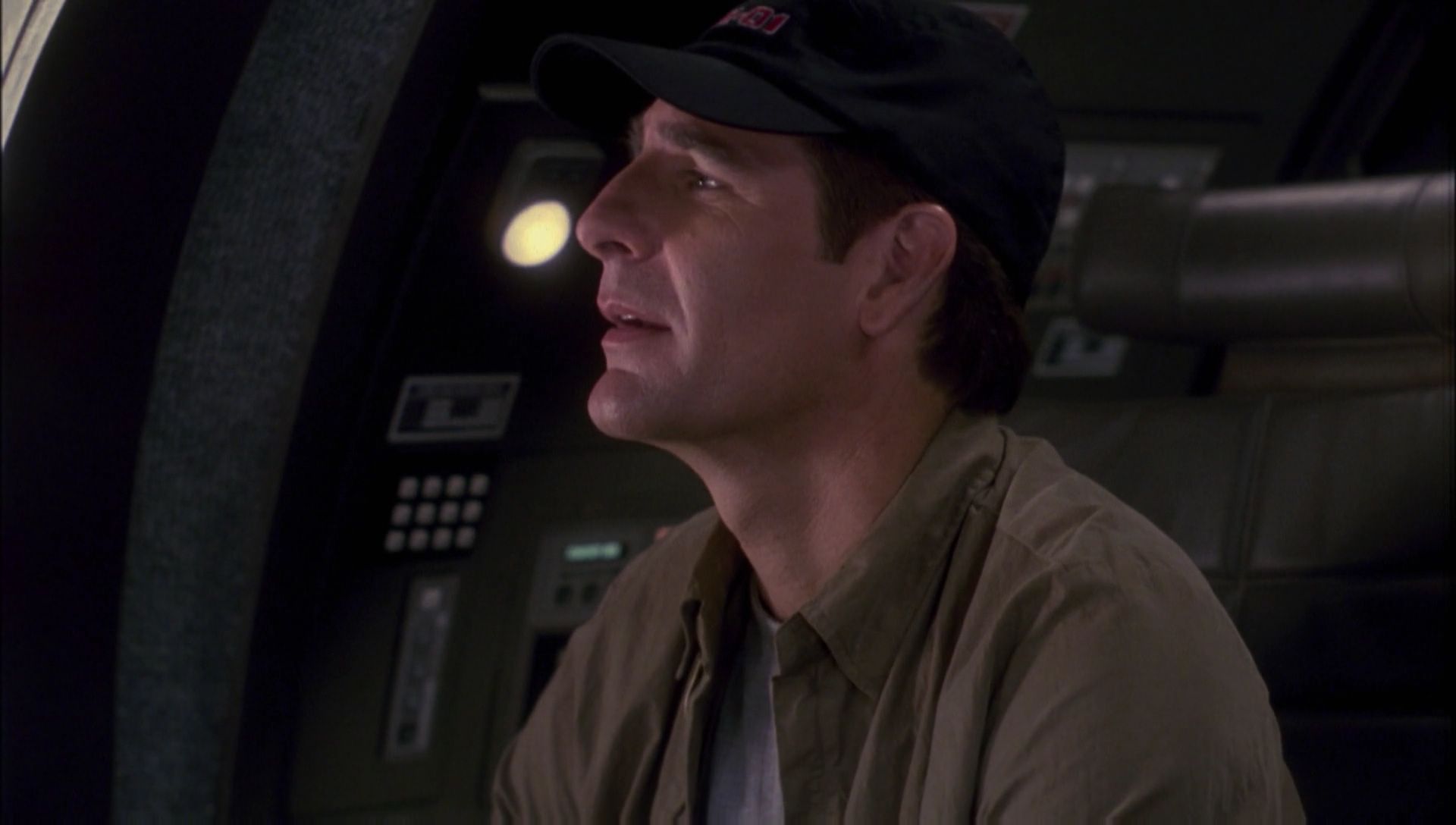 ariane179254_Enterprise_1x01-1x02_BrokenBow_0371.jpg