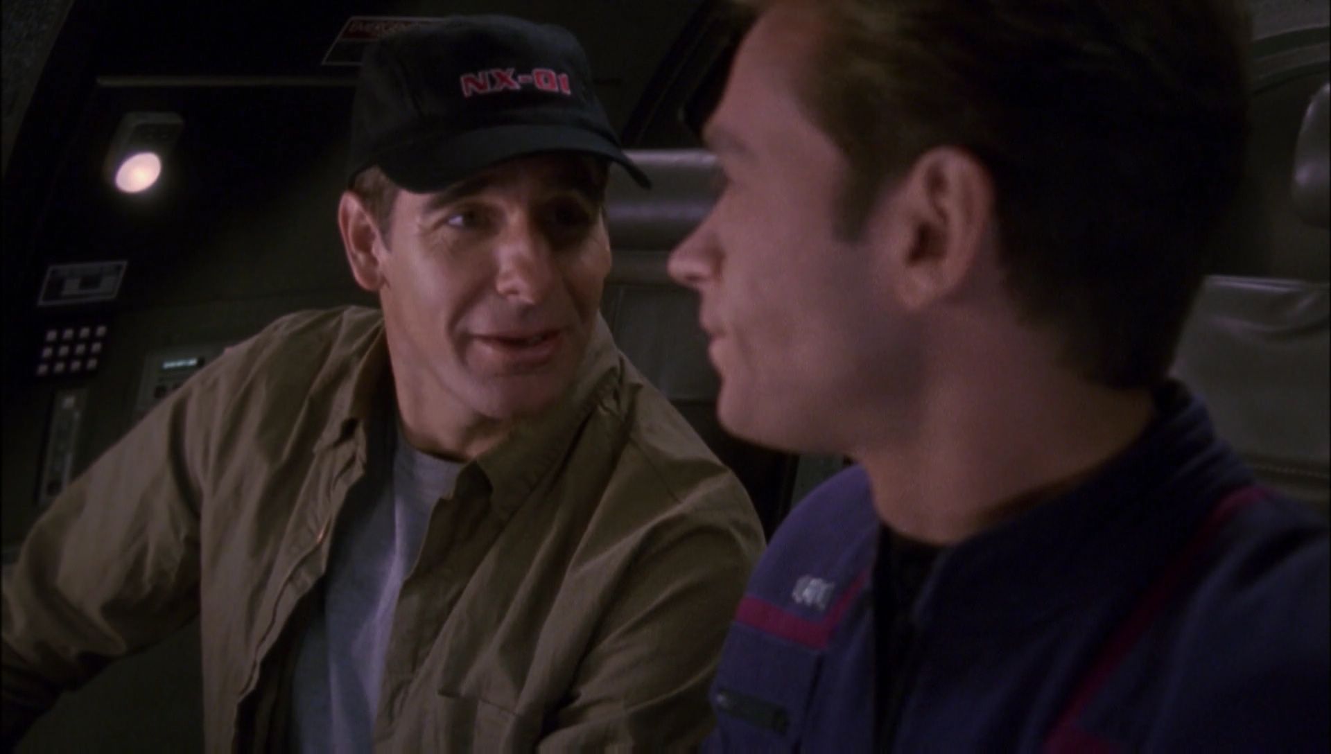 ariane179254_Enterprise_1x01-1x02_BrokenBow_0391.jpg