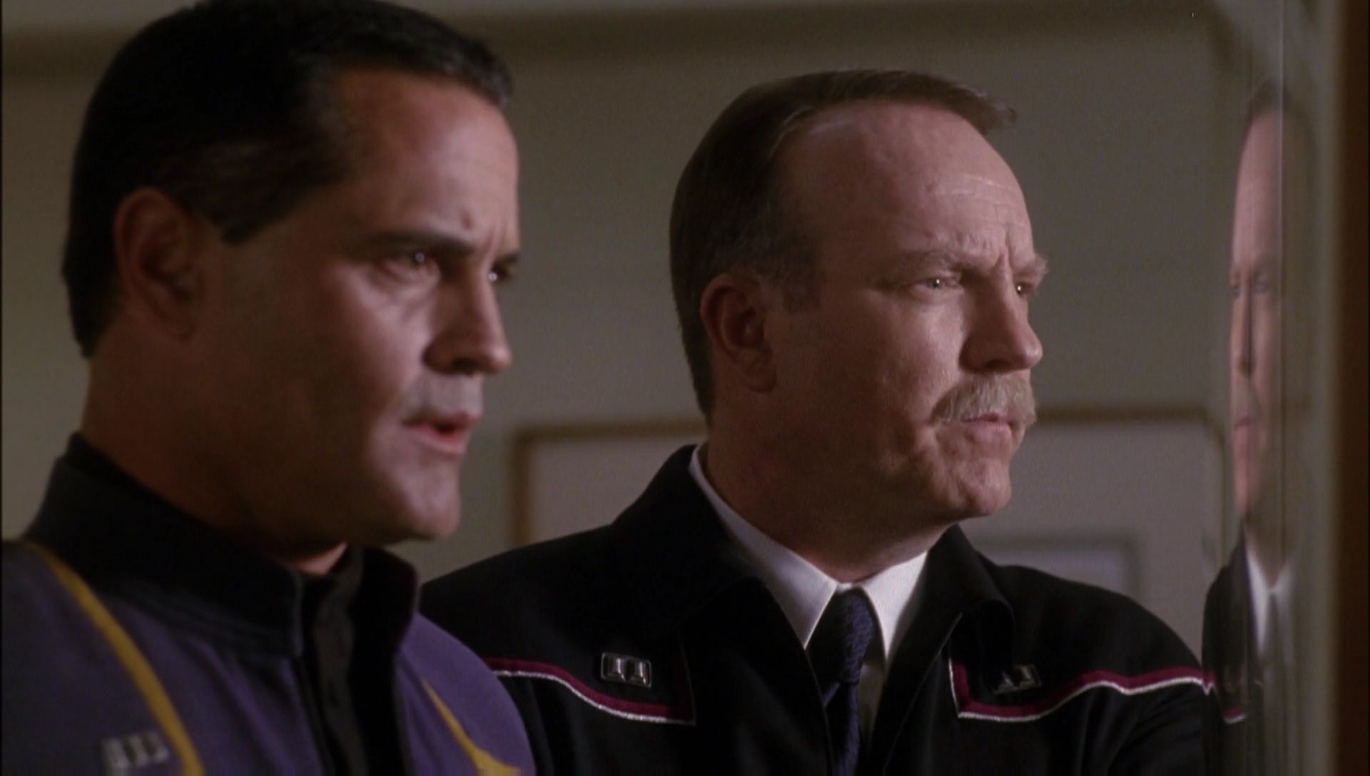 ariane179254_Enterprise_1x01-1x02_BrokenBow_0426.jpg