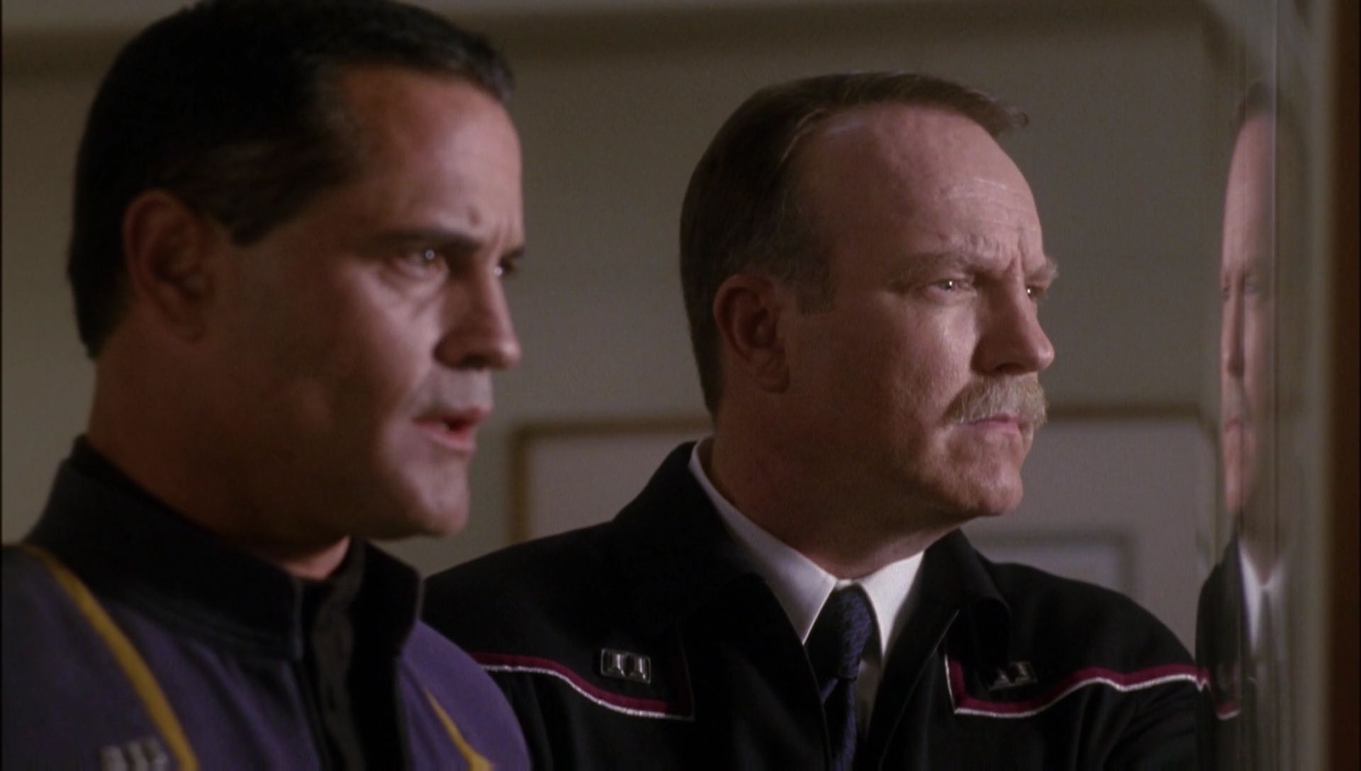 ariane179254_Enterprise_1x01-1x02_BrokenBow_0427.jpg