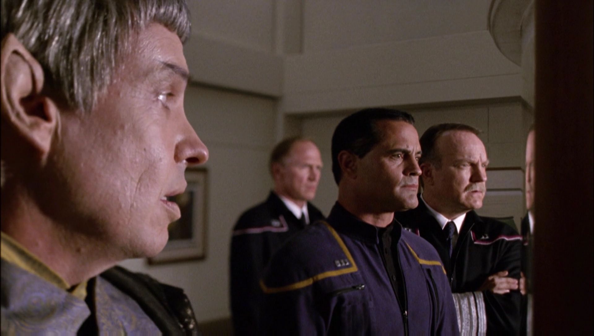 ariane179254_Enterprise_1x01-1x02_BrokenBow_0438.jpg
