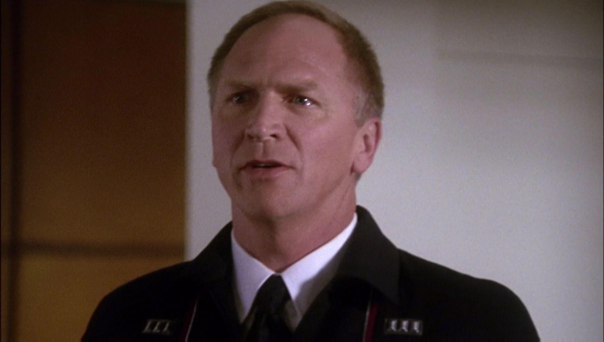ariane179254_Enterprise_1x01-1x02_BrokenBow_0450.jpg