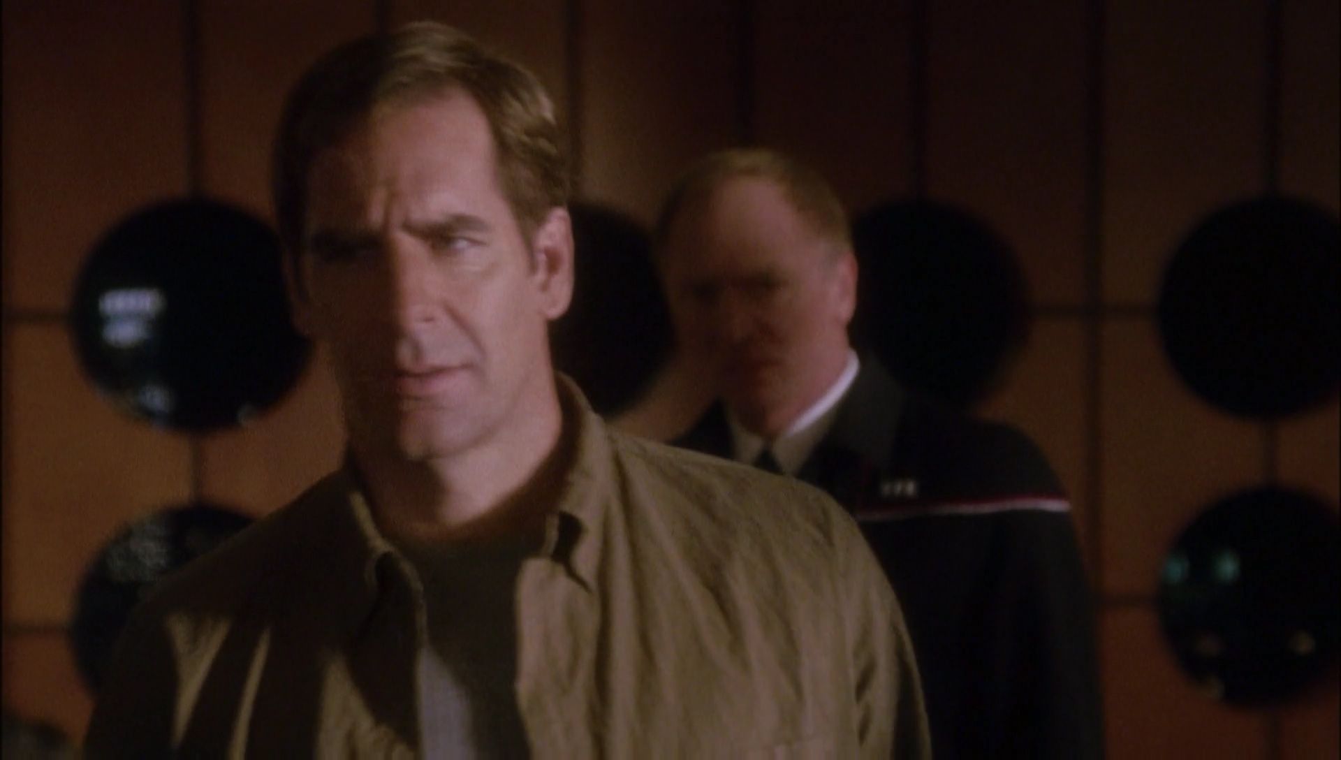 ariane179254_Enterprise_1x01-1x02_BrokenBow_0470.jpg