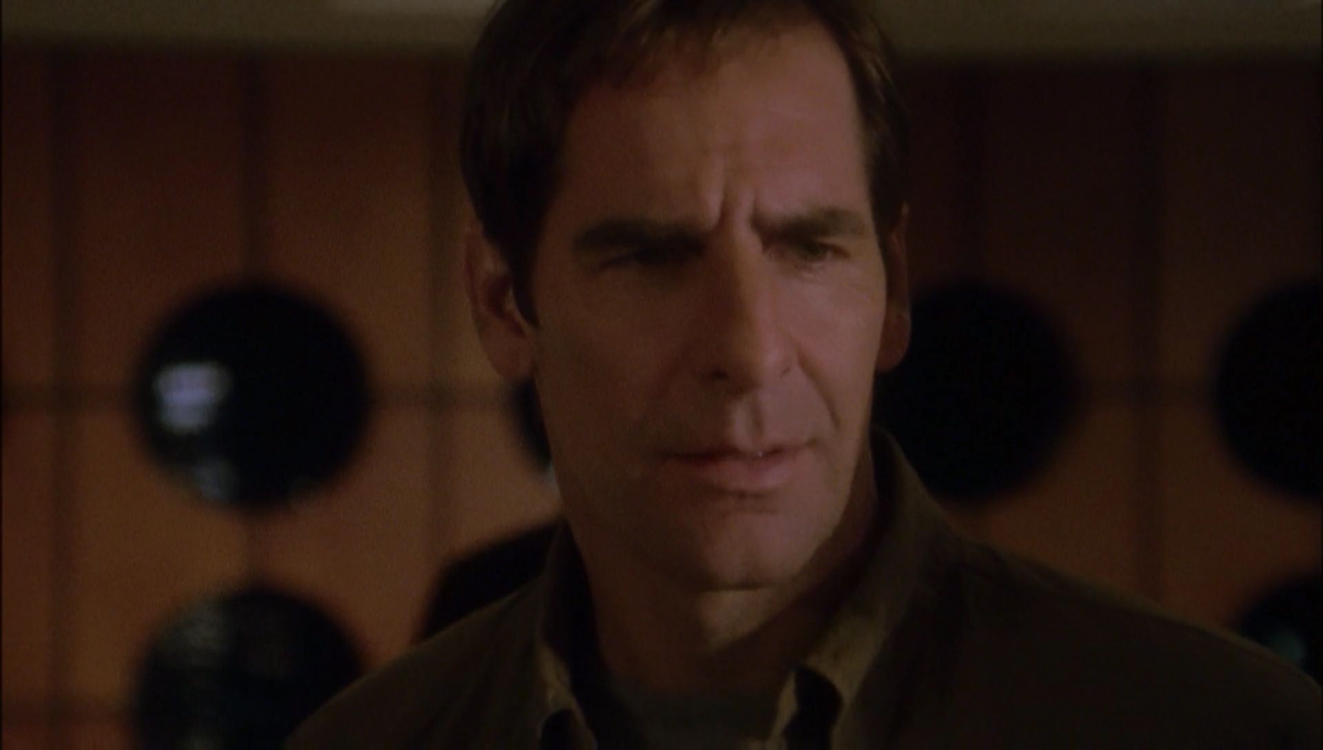 ariane179254_Enterprise_1x01-1x02_BrokenBow_0472.jpg