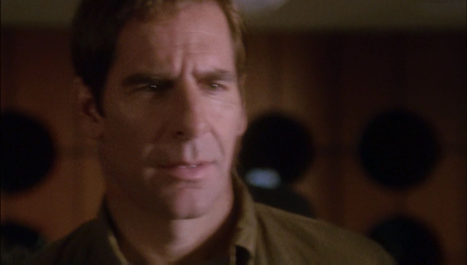 ariane179254_Enterprise_1x01-1x02_BrokenBow_0473.jpg