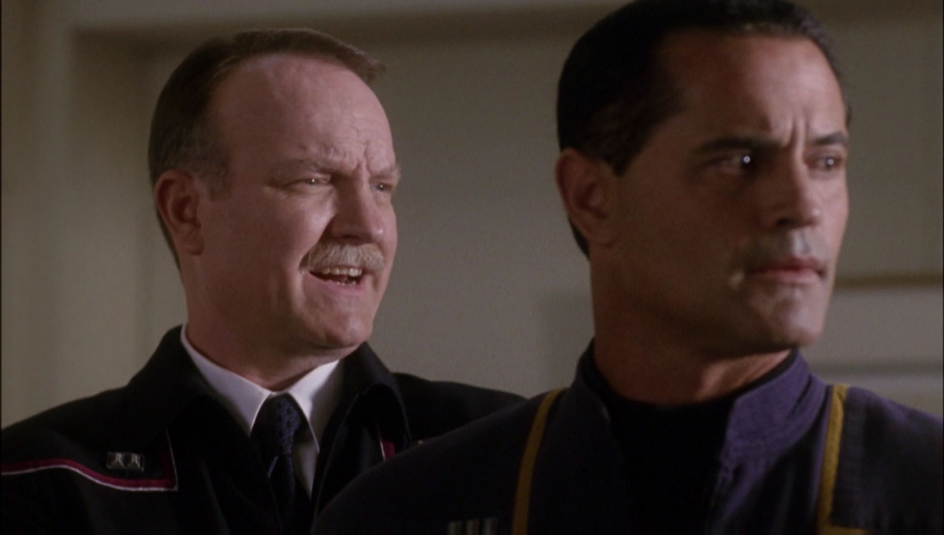 ariane179254_Enterprise_1x01-1x02_BrokenBow_0474.jpg