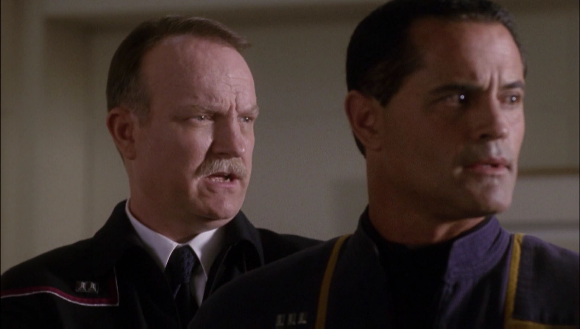 ariane179254_Enterprise_1x01-1x02_BrokenBow_0475.jpg