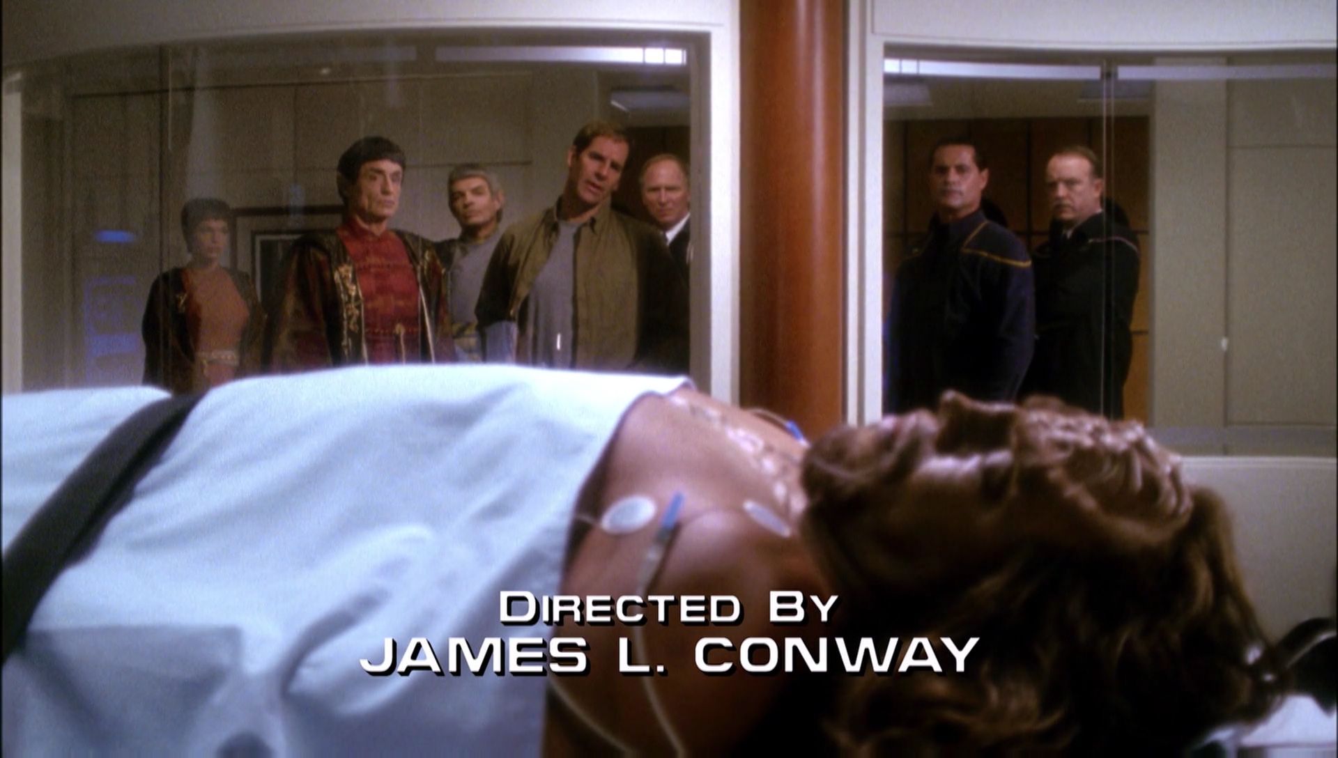 ariane179254_Enterprise_1x01-1x02_BrokenBow_0480.jpg