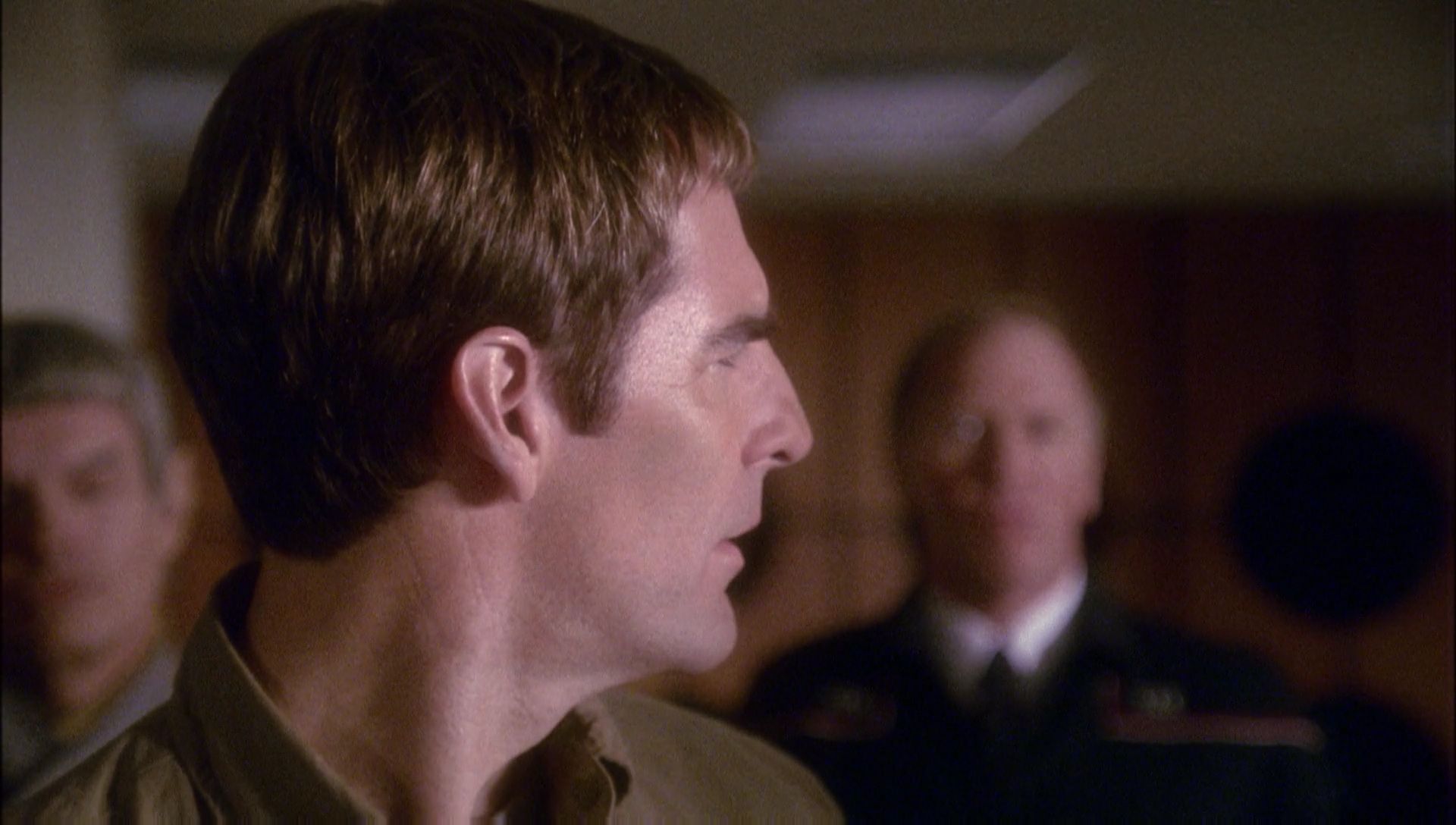 ariane179254_Enterprise_1x01-1x02_BrokenBow_0485.jpg