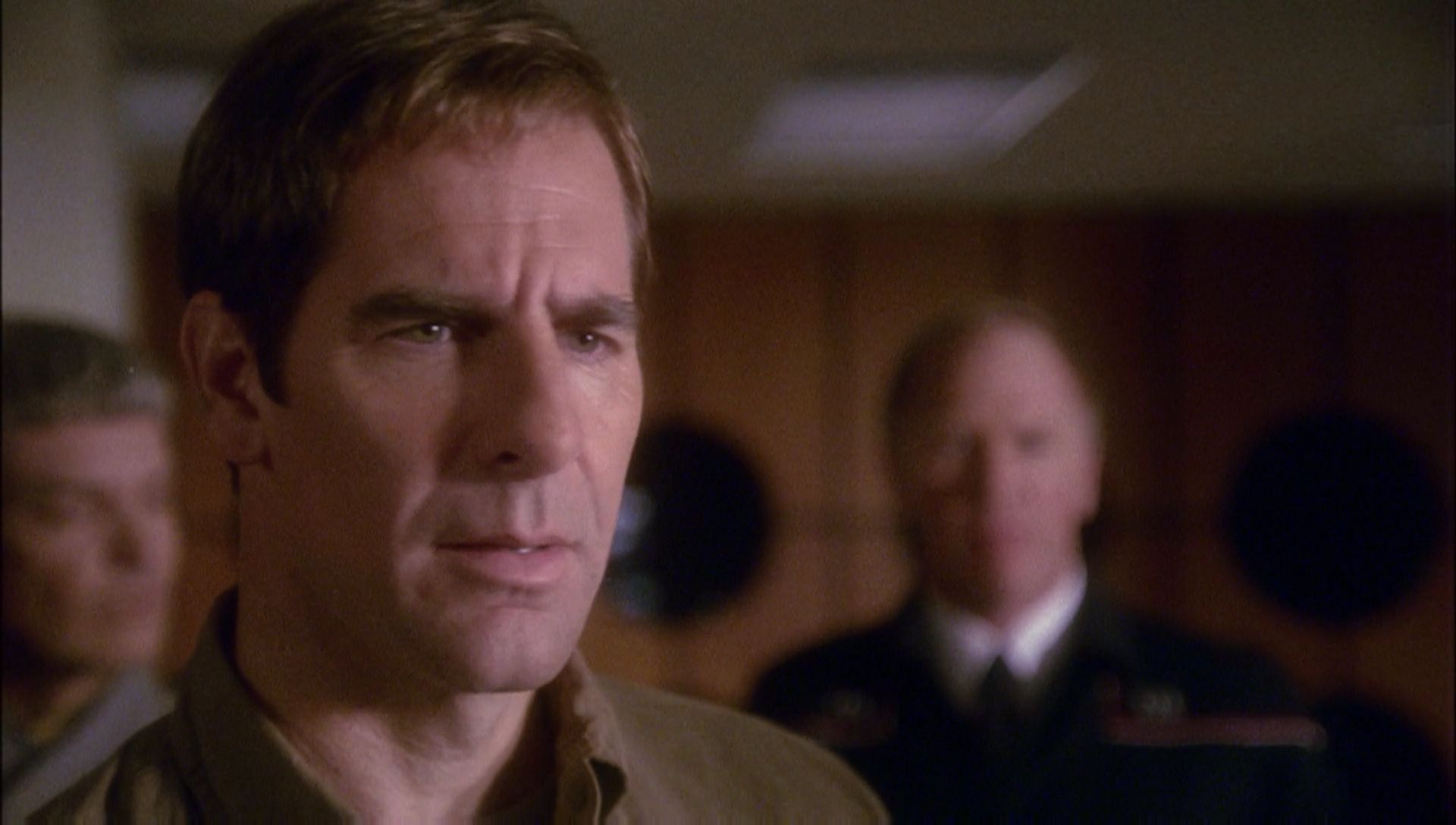 ariane179254_Enterprise_1x01-1x02_BrokenBow_0486.jpg