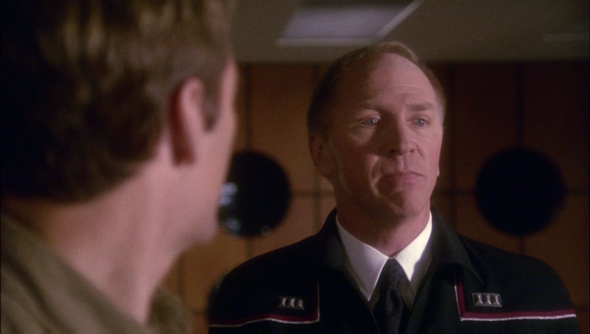 ariane179254_Enterprise_1x01-1x02_BrokenBow_0507.jpg