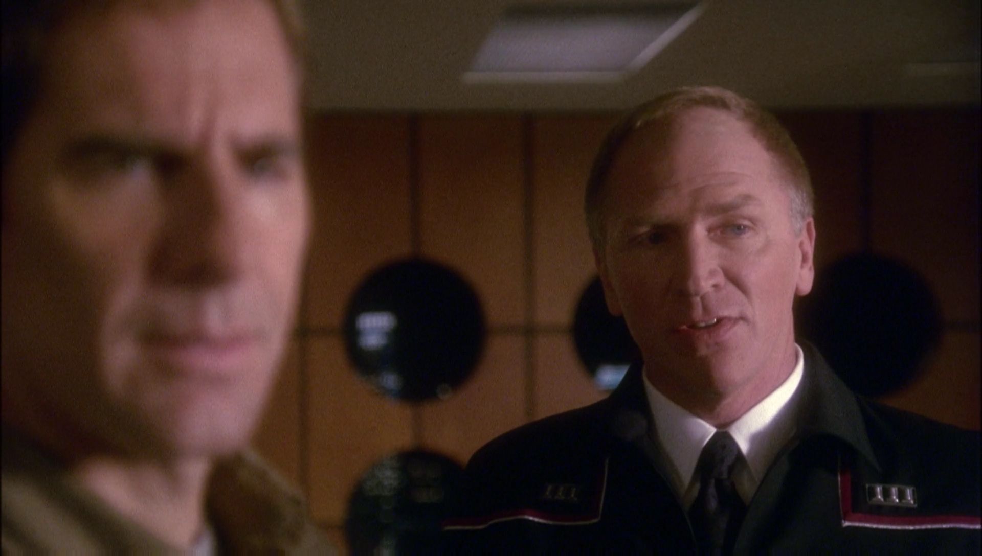 ariane179254_Enterprise_1x01-1x02_BrokenBow_0513.jpg