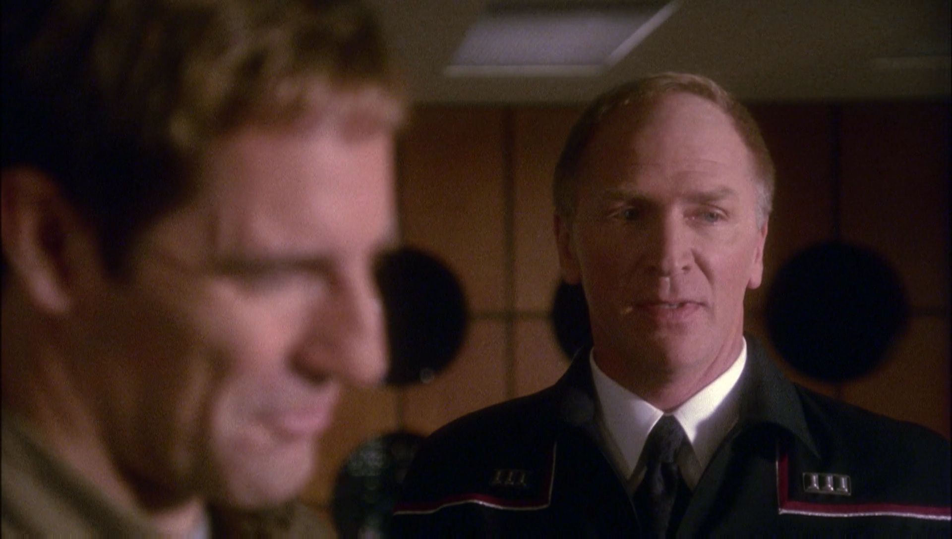 ariane179254_Enterprise_1x01-1x02_BrokenBow_0518.jpg