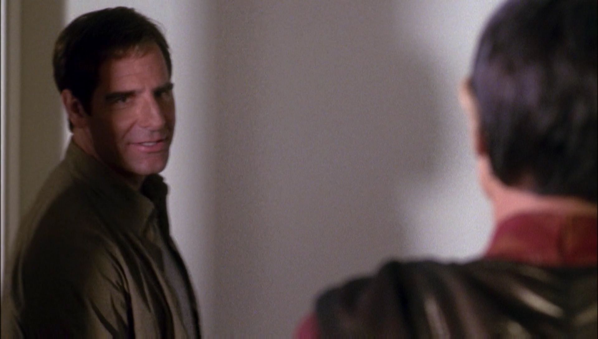 ariane179254_Enterprise_1x01-1x02_BrokenBow_0568.jpg