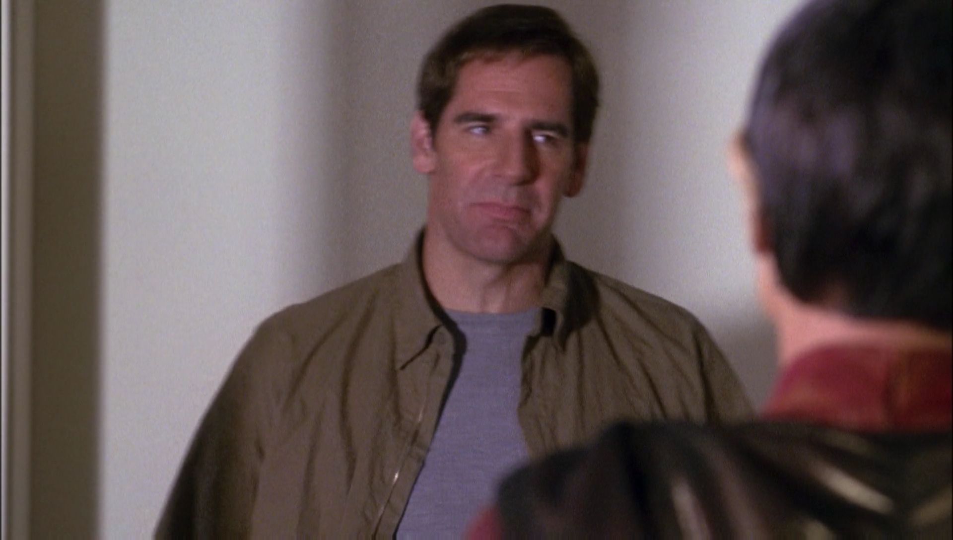 ariane179254_Enterprise_1x01-1x02_BrokenBow_0569.jpg