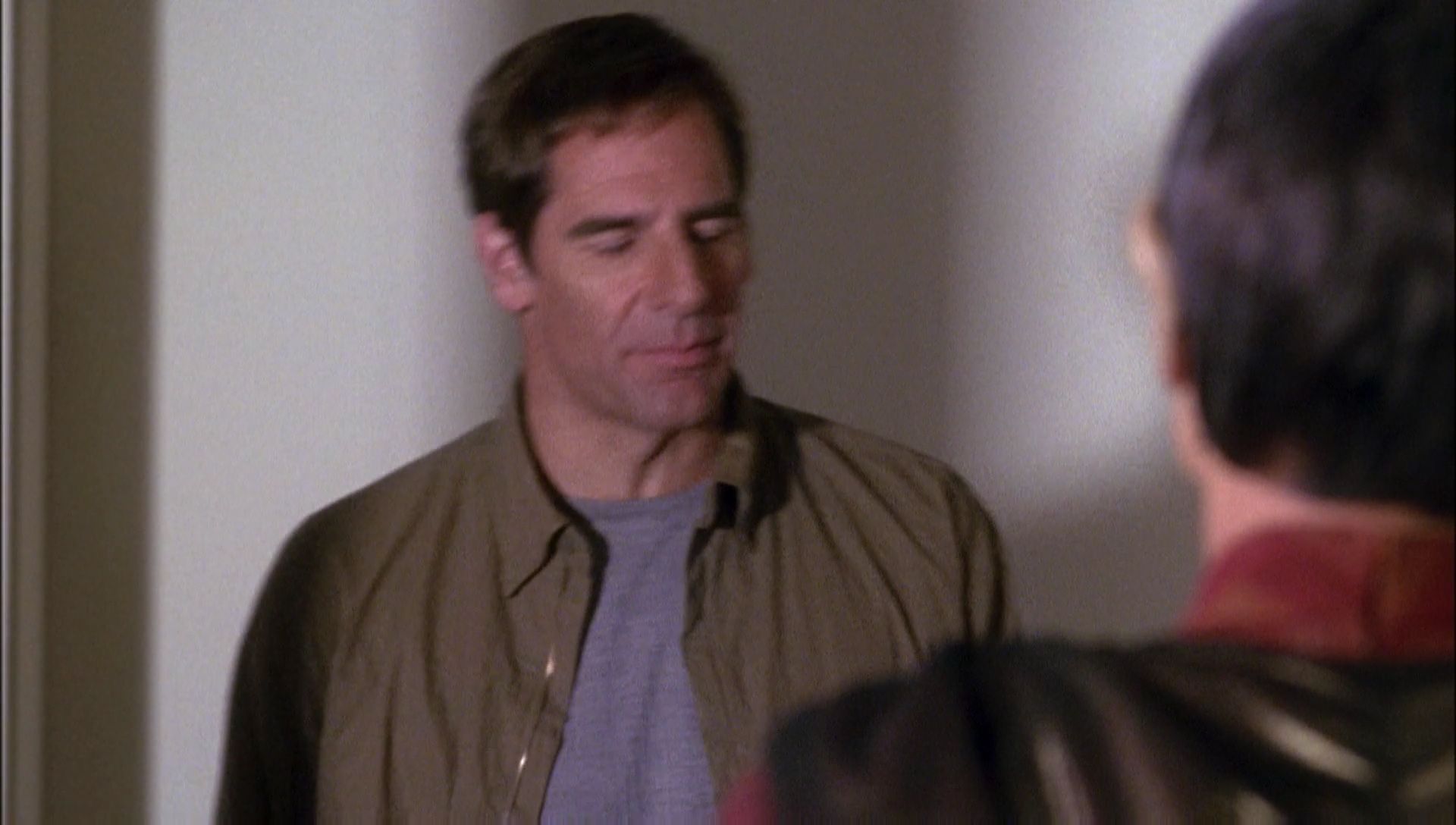 ariane179254_Enterprise_1x01-1x02_BrokenBow_0570.jpg