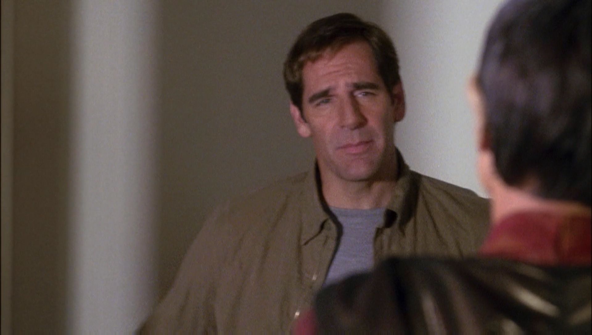 ariane179254_Enterprise_1x01-1x02_BrokenBow_0599.jpg