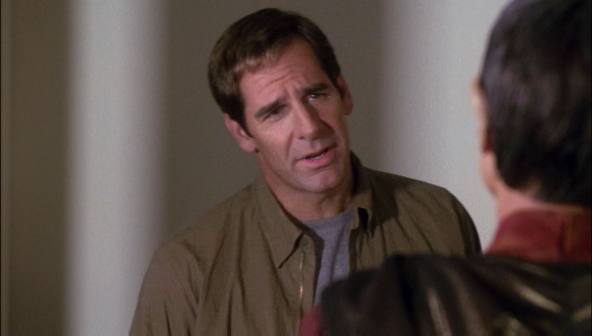 ariane179254_Enterprise_1x01-1x02_BrokenBow_0600.jpg