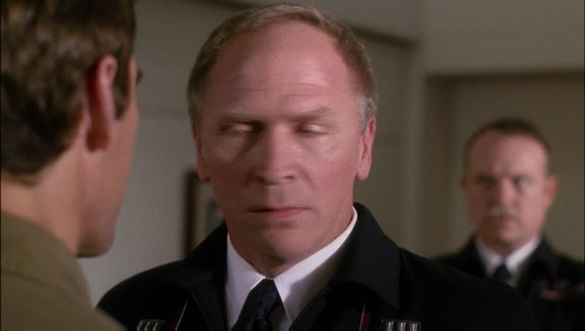 ariane179254_Enterprise_1x01-1x02_BrokenBow_0606.jpg