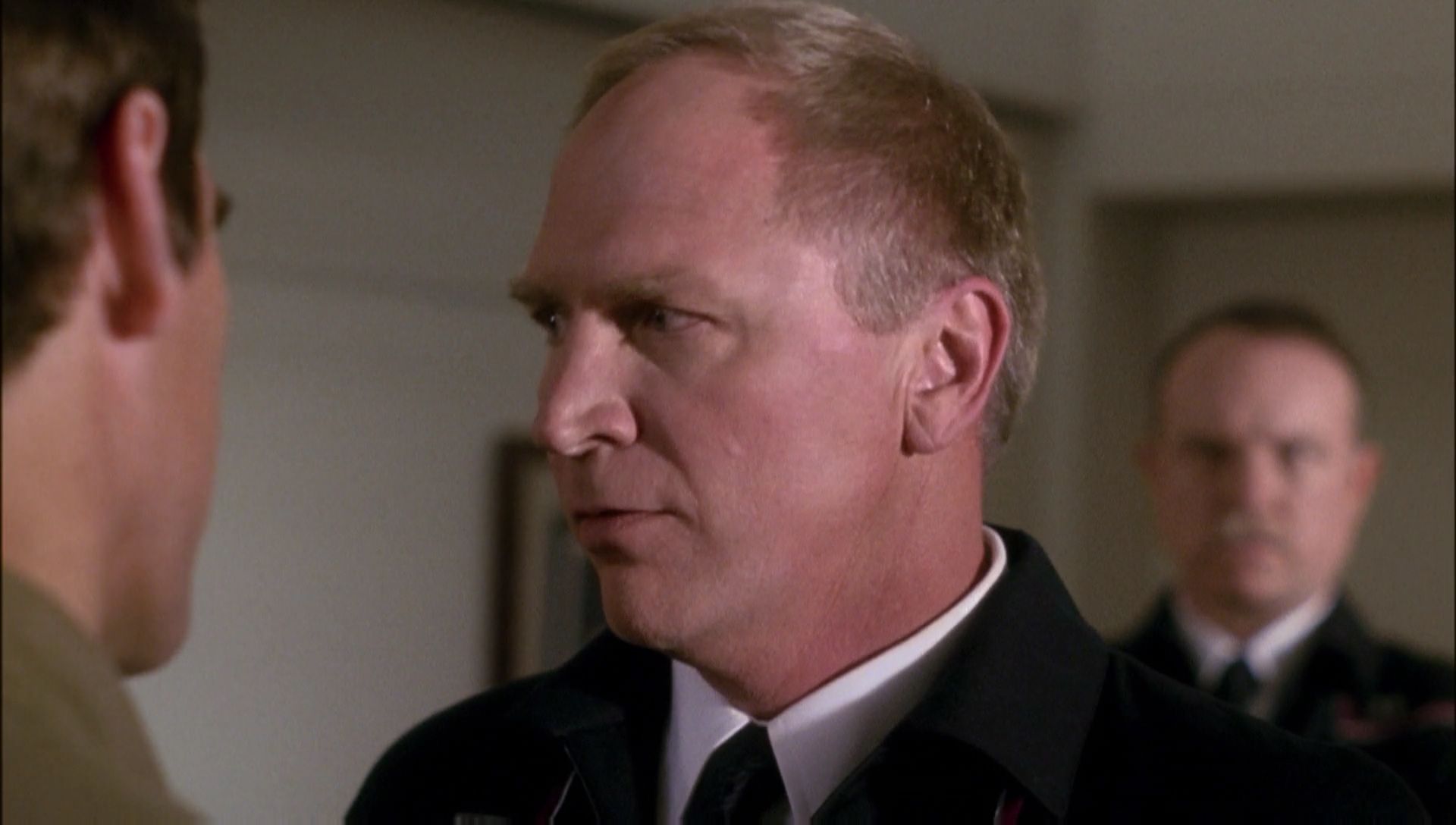ariane179254_Enterprise_1x01-1x02_BrokenBow_0612.jpg