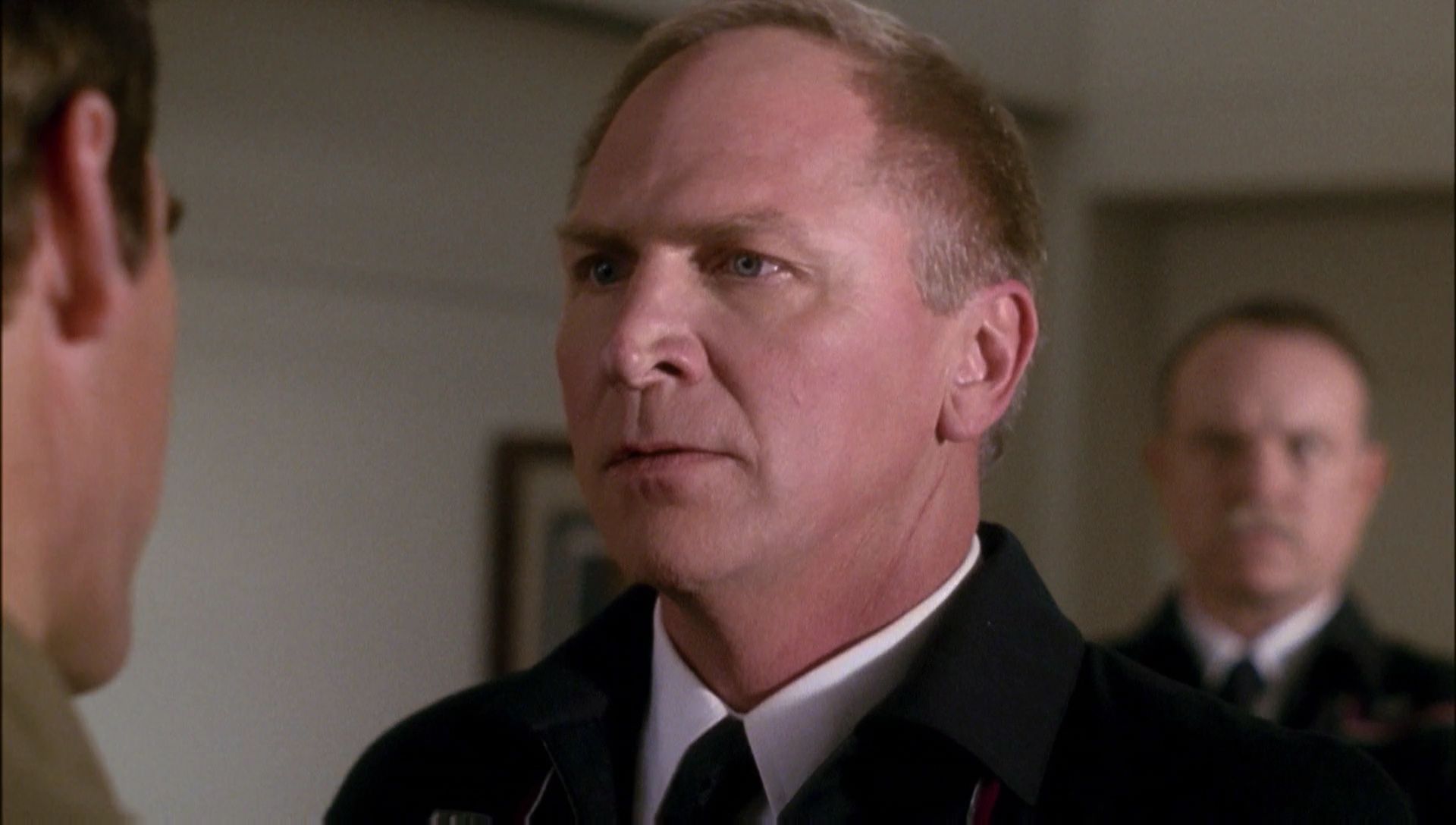 ariane179254_Enterprise_1x01-1x02_BrokenBow_0615.jpg
