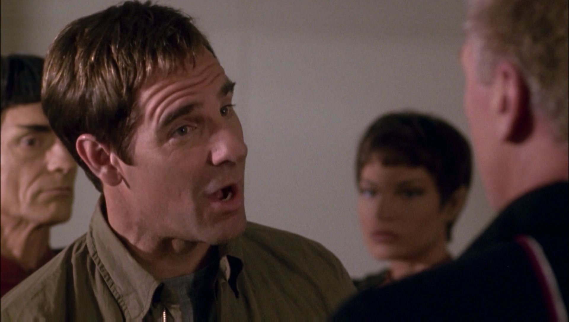 ariane179254_Enterprise_1x01-1x02_BrokenBow_0617.jpg