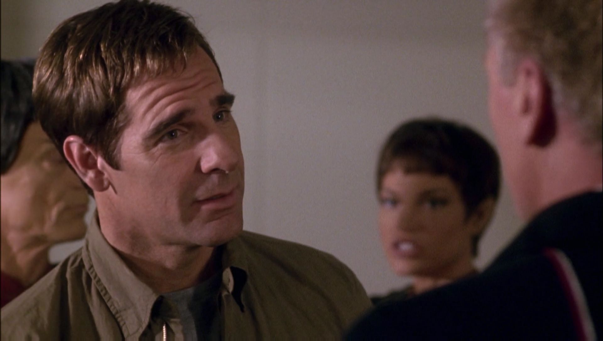 ariane179254_Enterprise_1x01-1x02_BrokenBow_0619.jpg