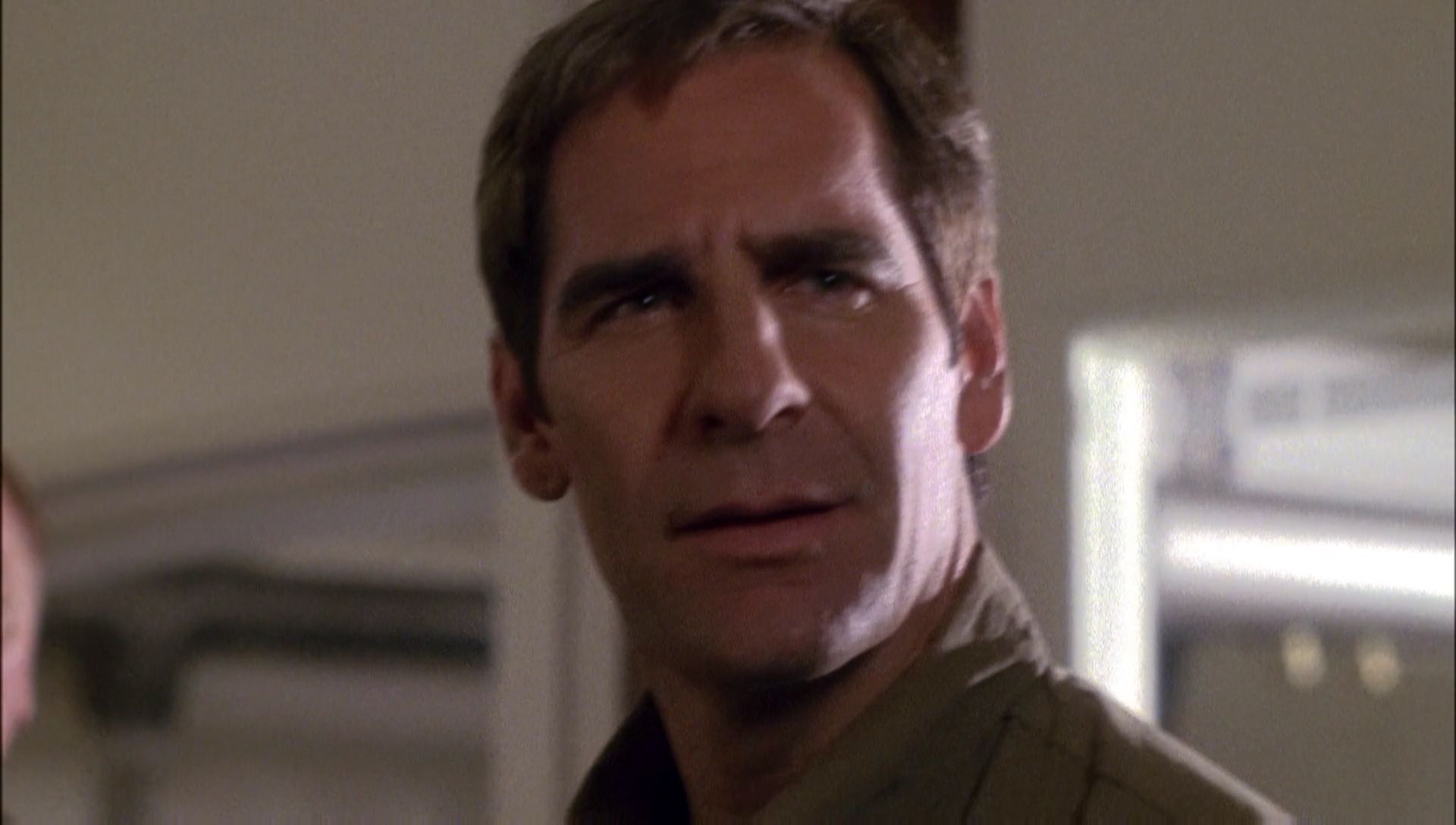 ariane179254_Enterprise_1x01-1x02_BrokenBow_0627.jpg