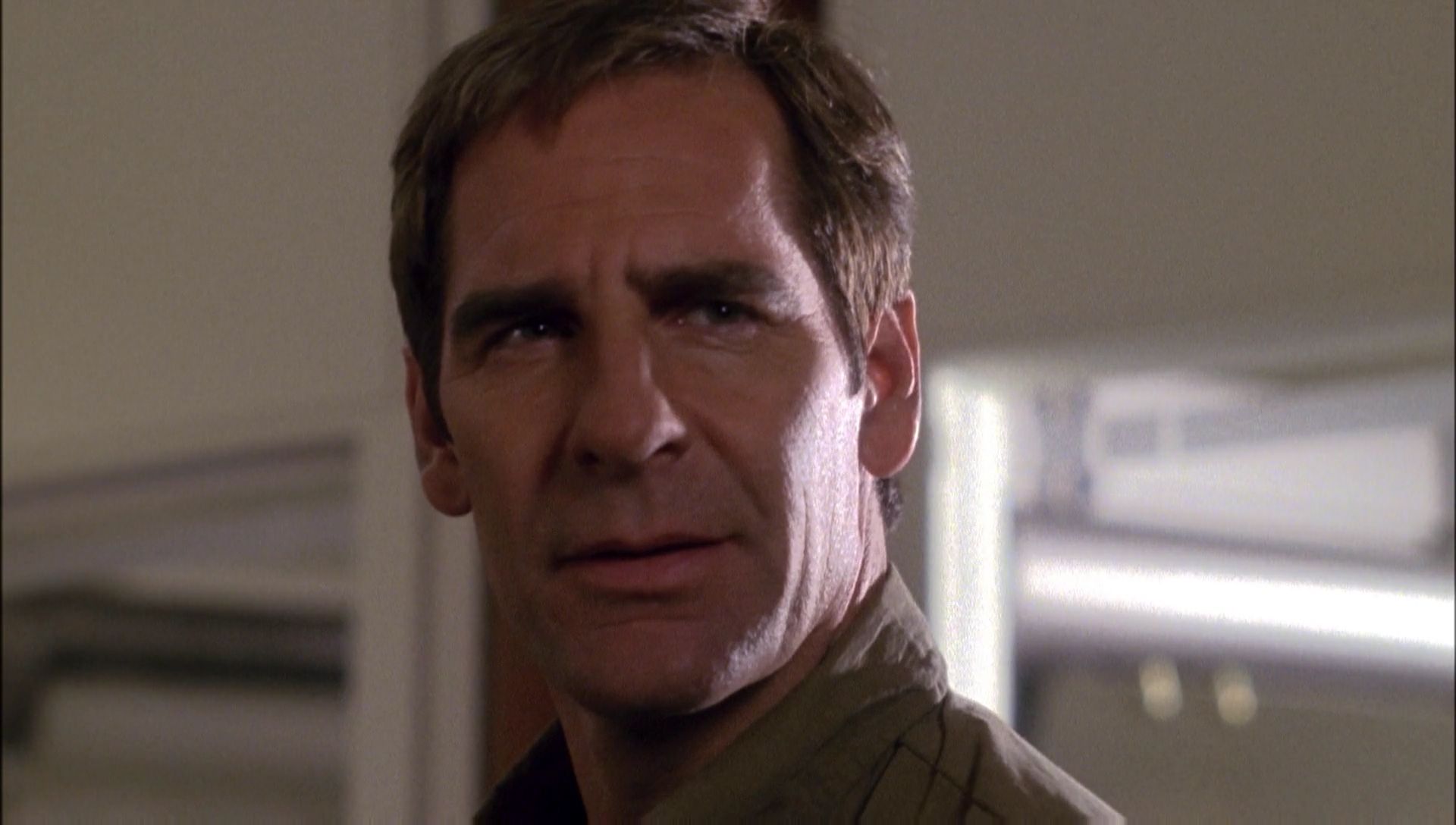 ariane179254_Enterprise_1x01-1x02_BrokenBow_0635.jpg