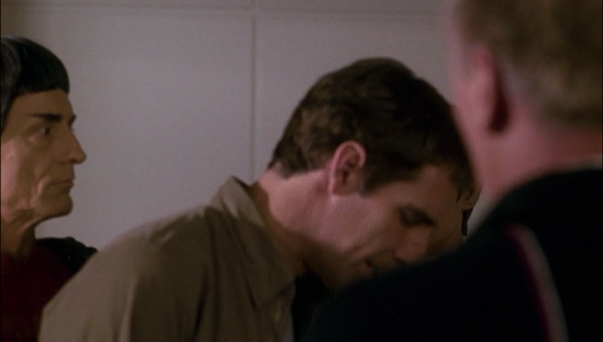 ariane179254_Enterprise_1x01-1x02_BrokenBow_0637.jpg