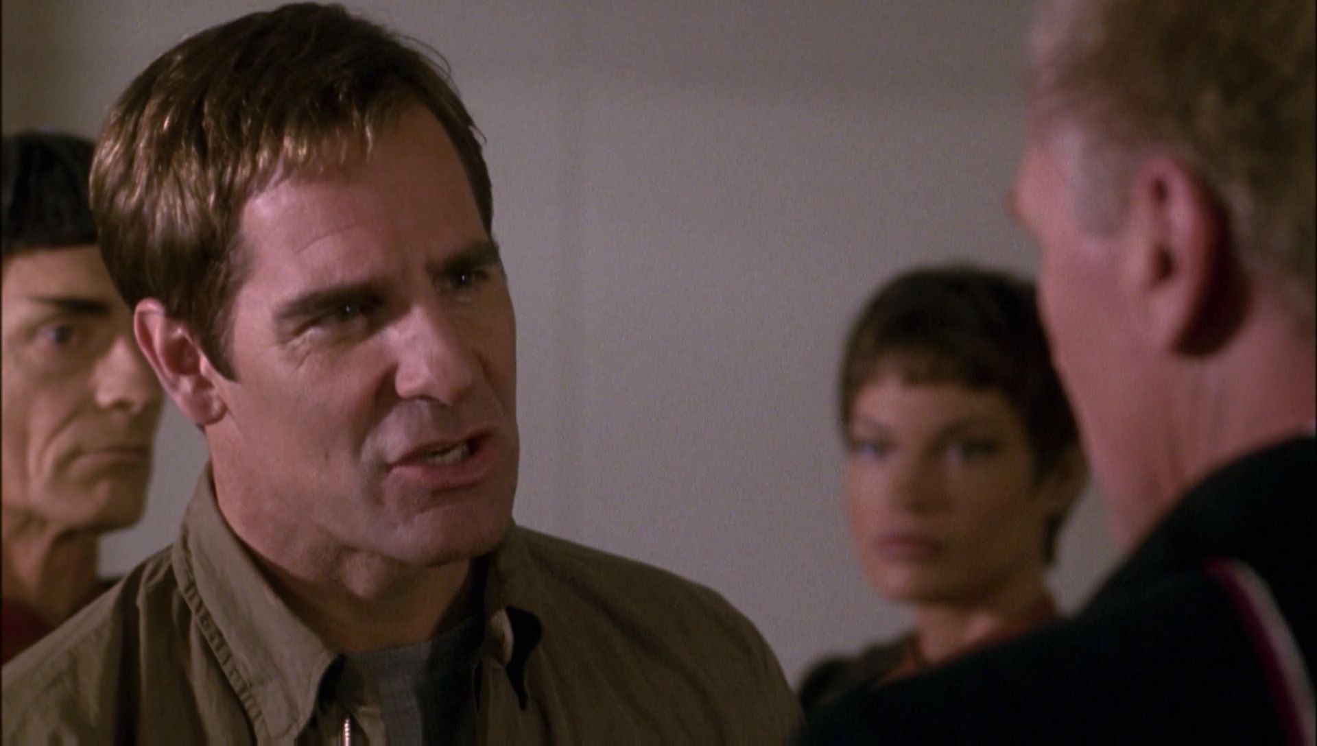 ariane179254_Enterprise_1x01-1x02_BrokenBow_0644.jpg