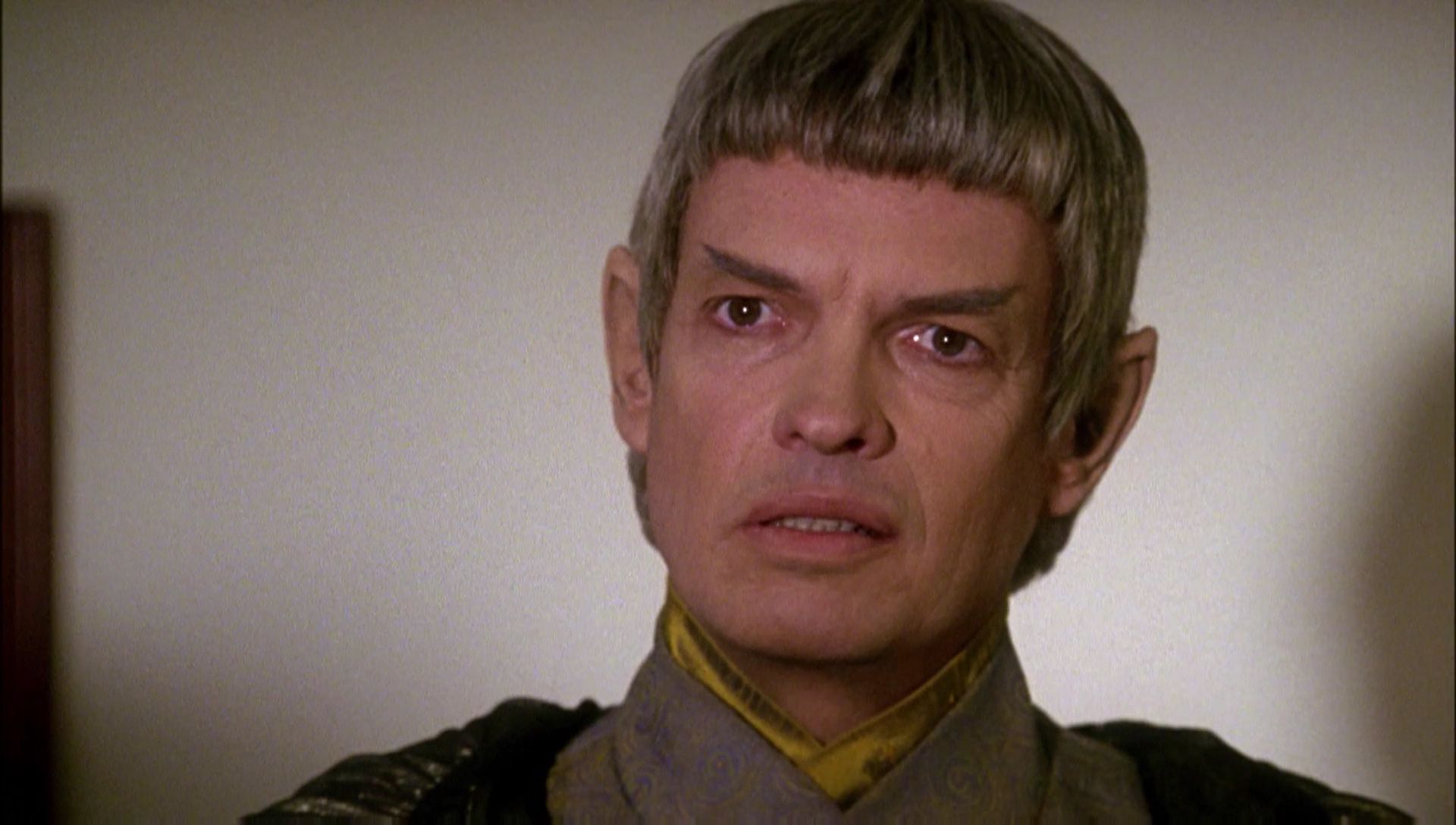 ariane179254_Enterprise_1x01-1x02_BrokenBow_0650.jpg
