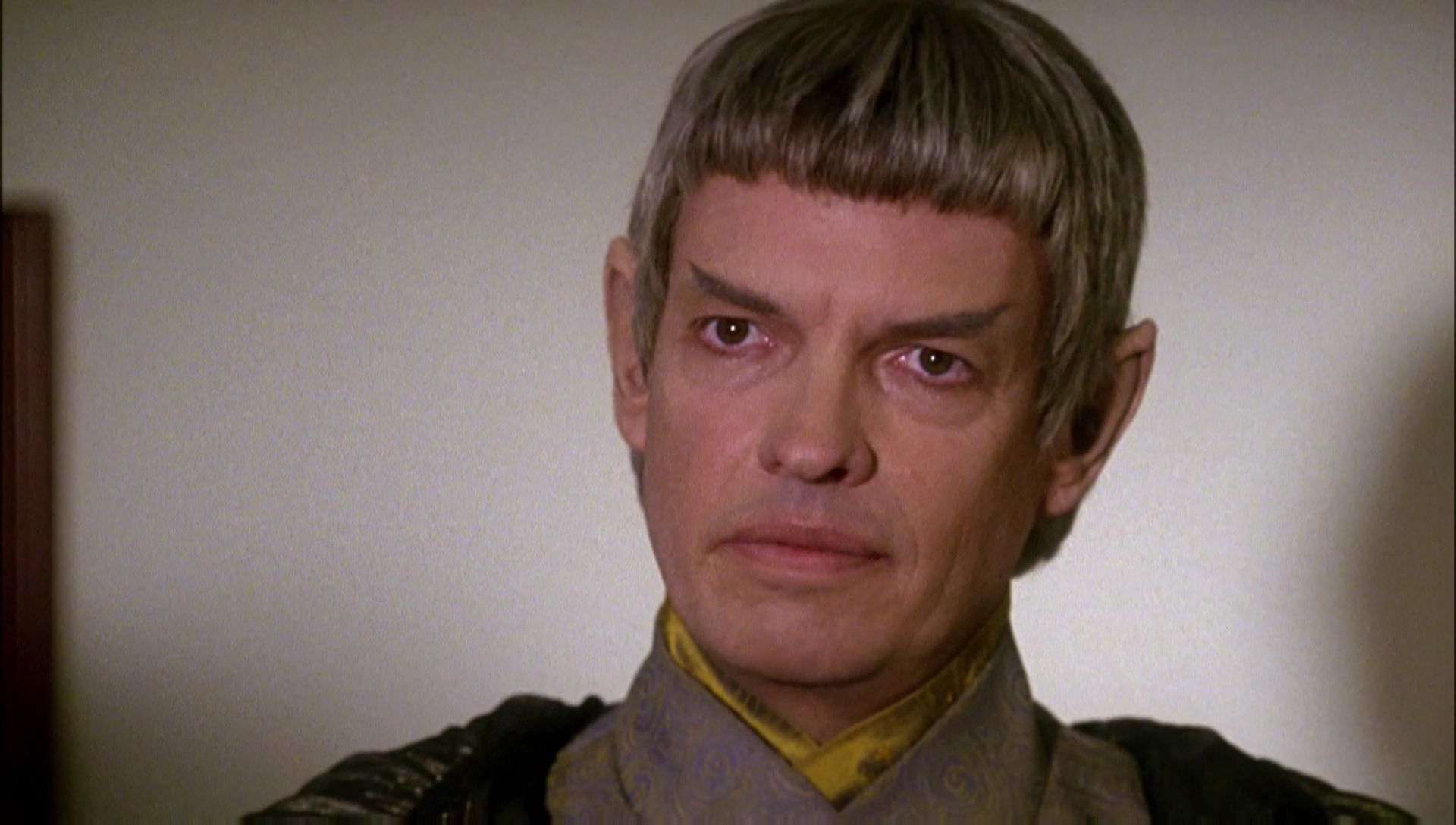 ariane179254_Enterprise_1x01-1x02_BrokenBow_0653.jpg