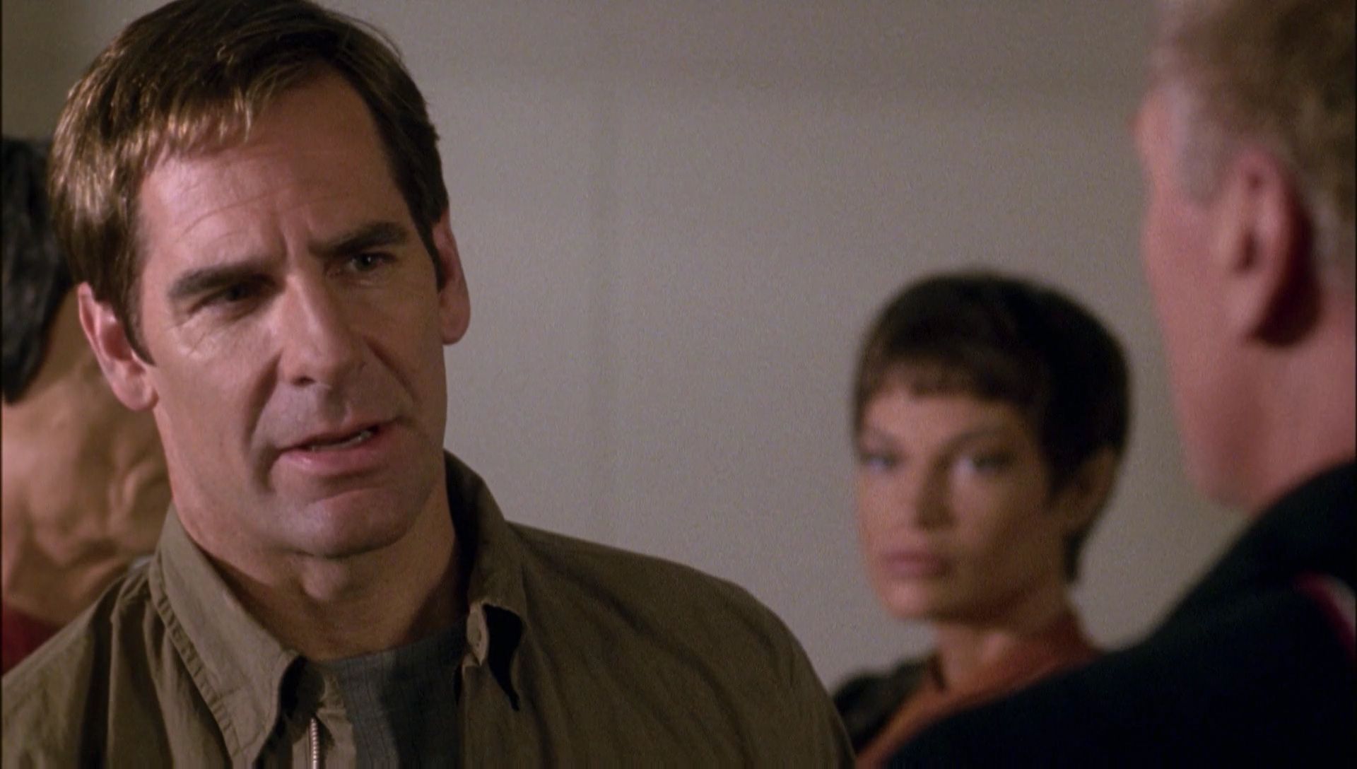 ariane179254_Enterprise_1x01-1x02_BrokenBow_0665.jpg